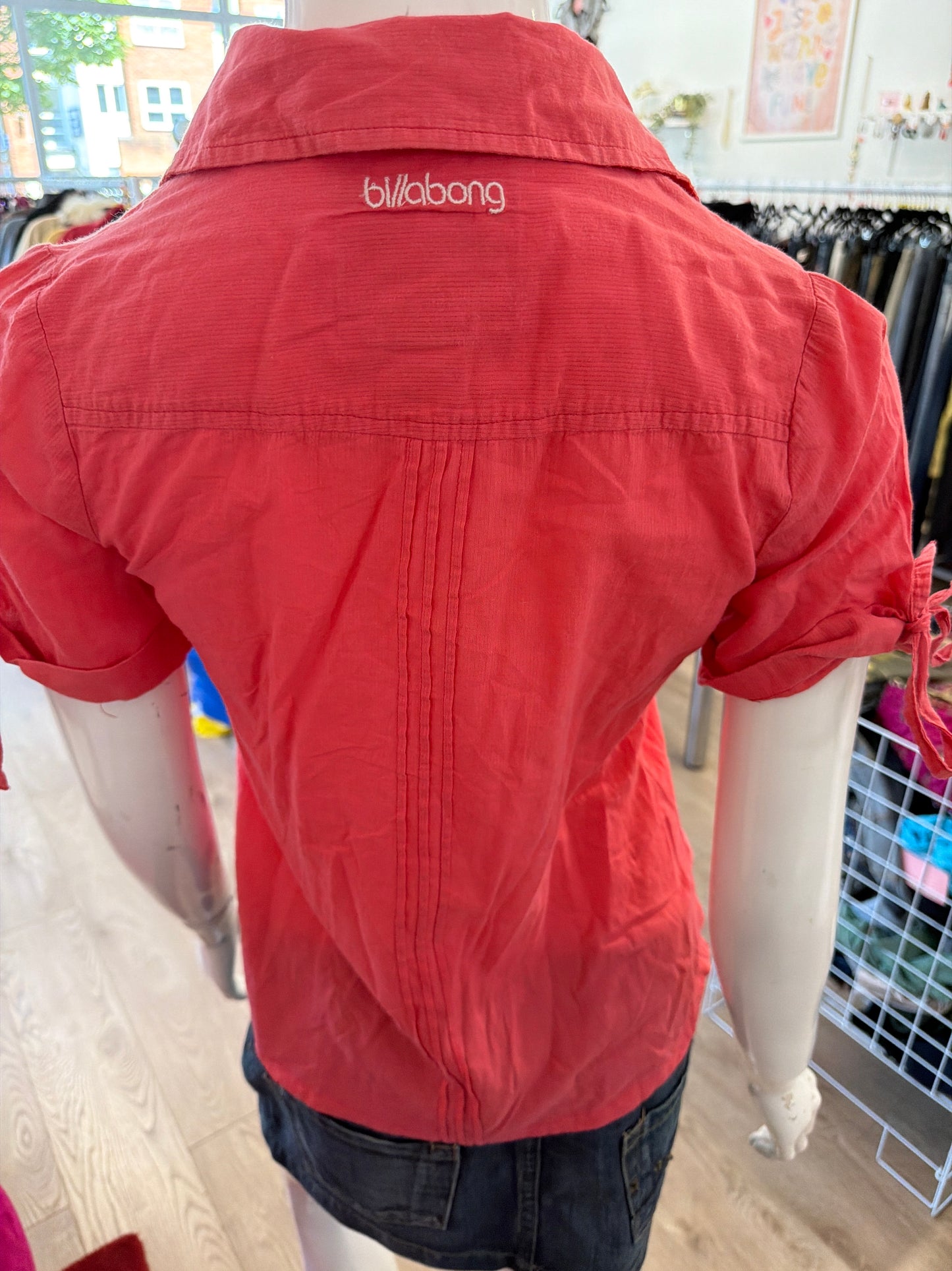 568 coral billabong shirt