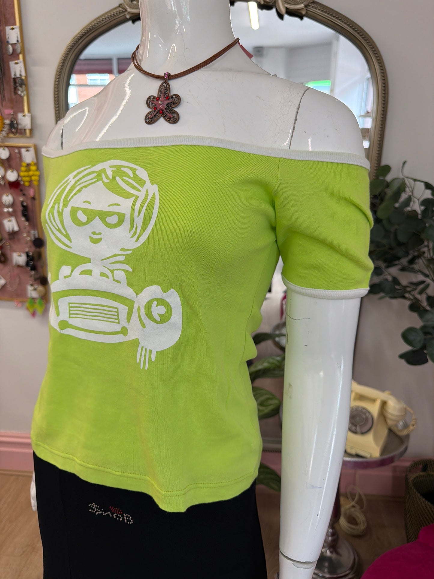462 Green off the shoulder tee