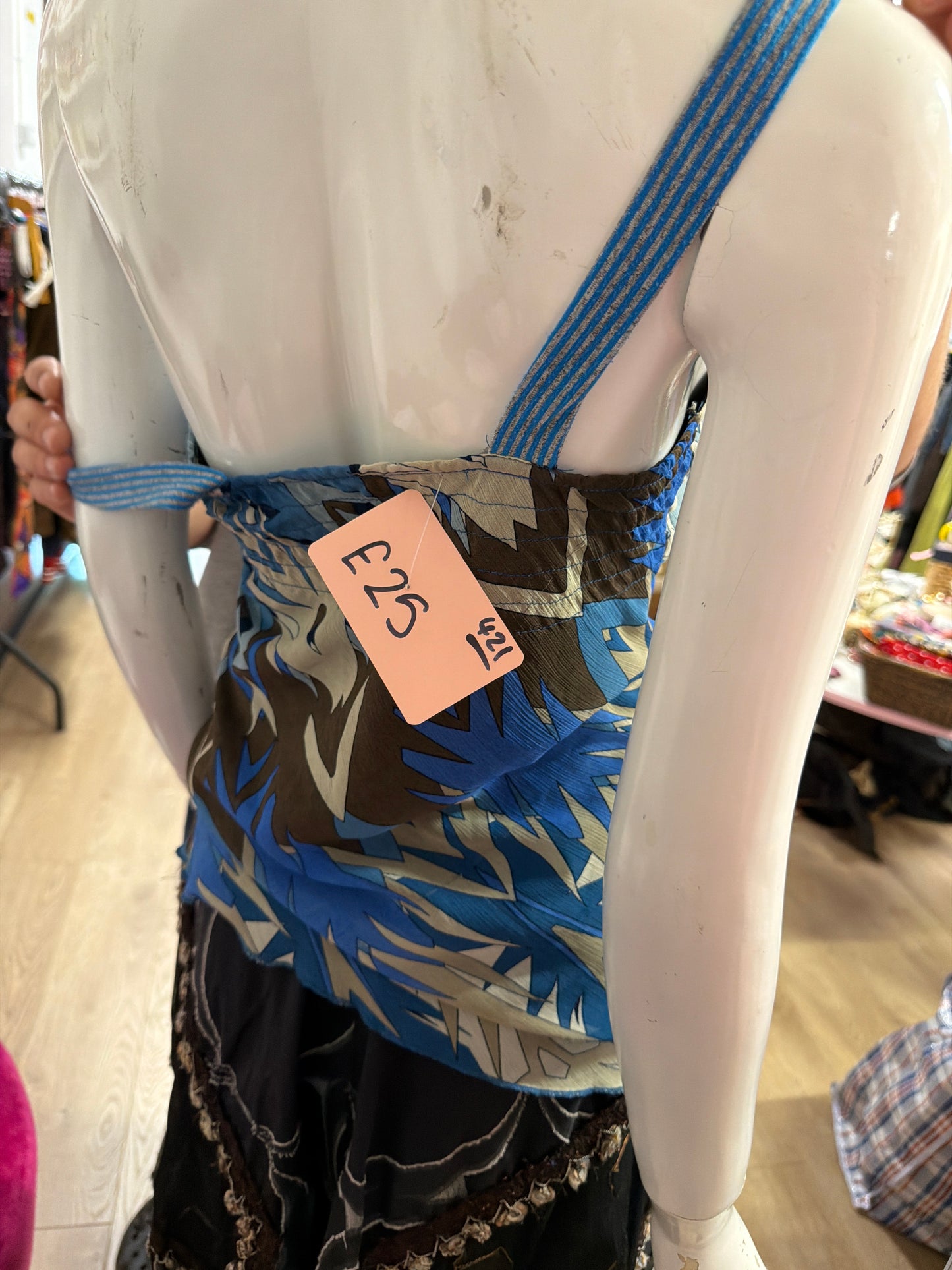 421 abstract cami top