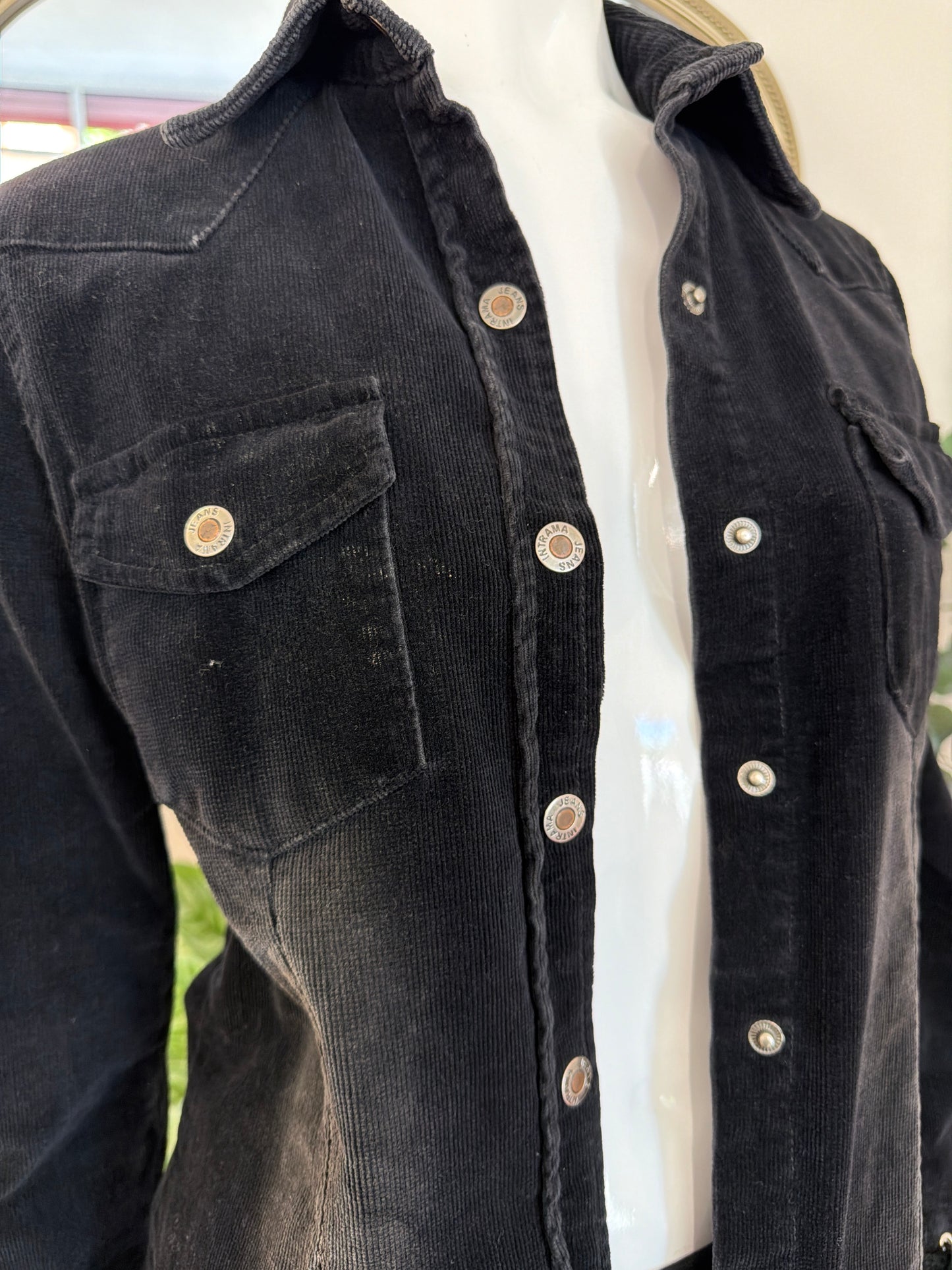 402 black cord shirt
