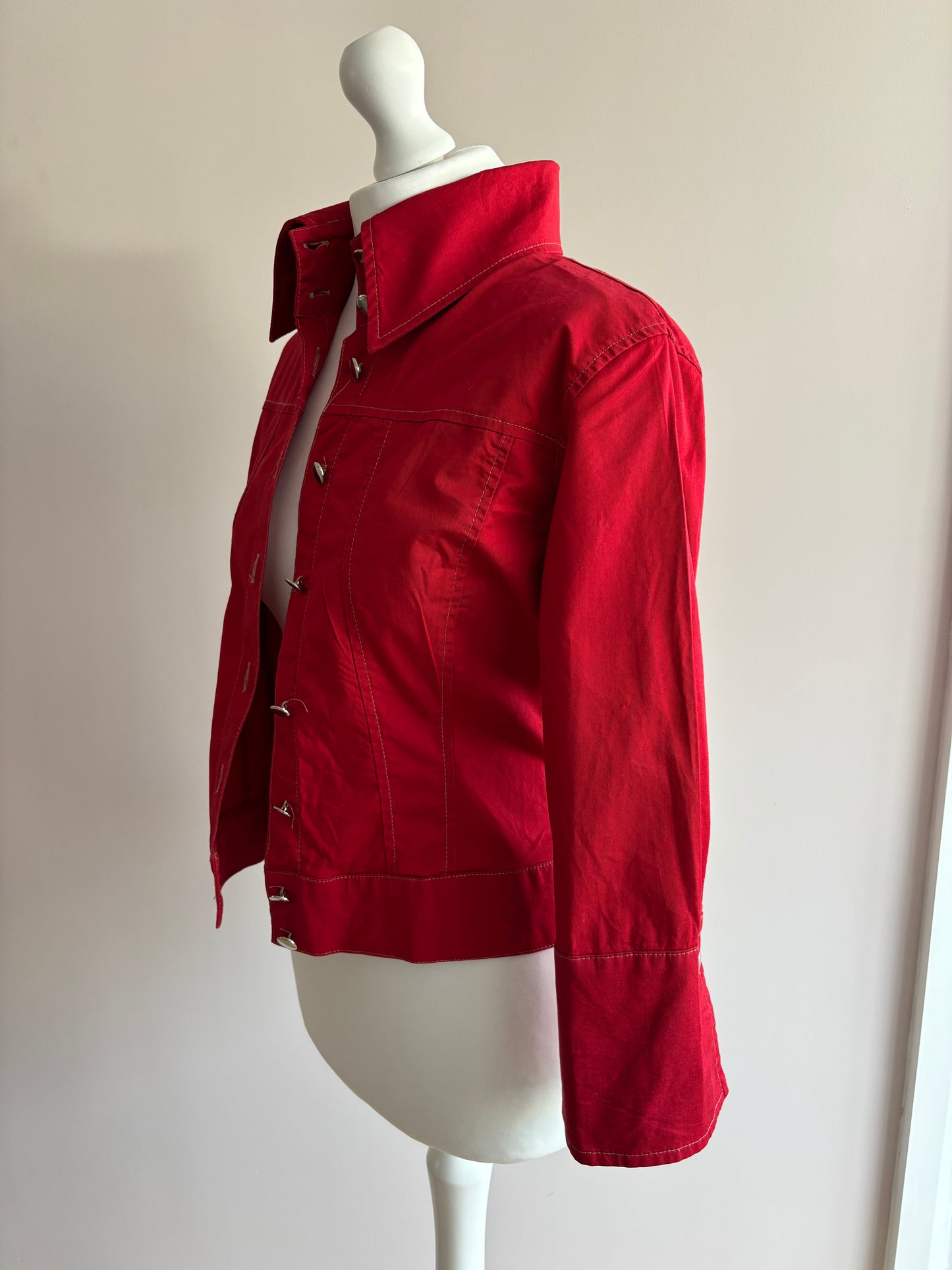 Cropped red jacket