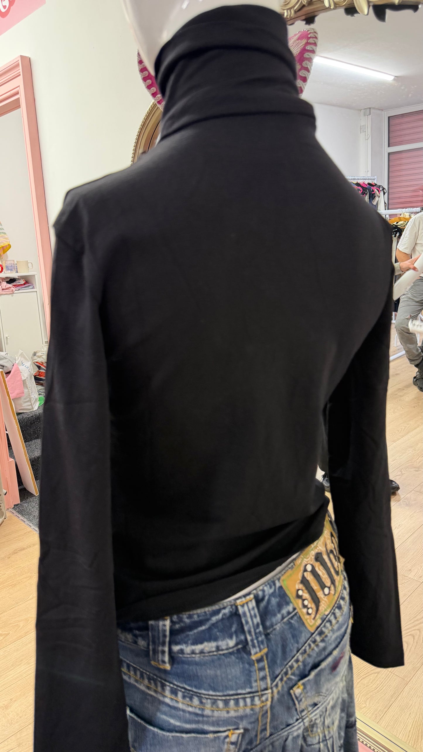 133 polar neck with woman top