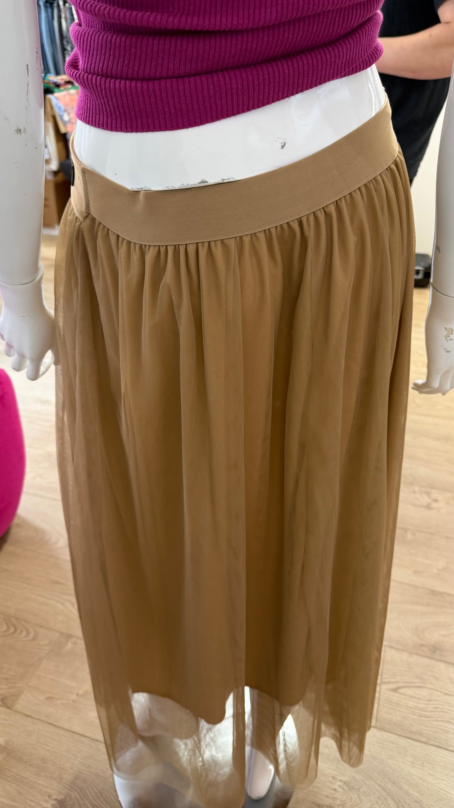 174 Tulle beige skirt