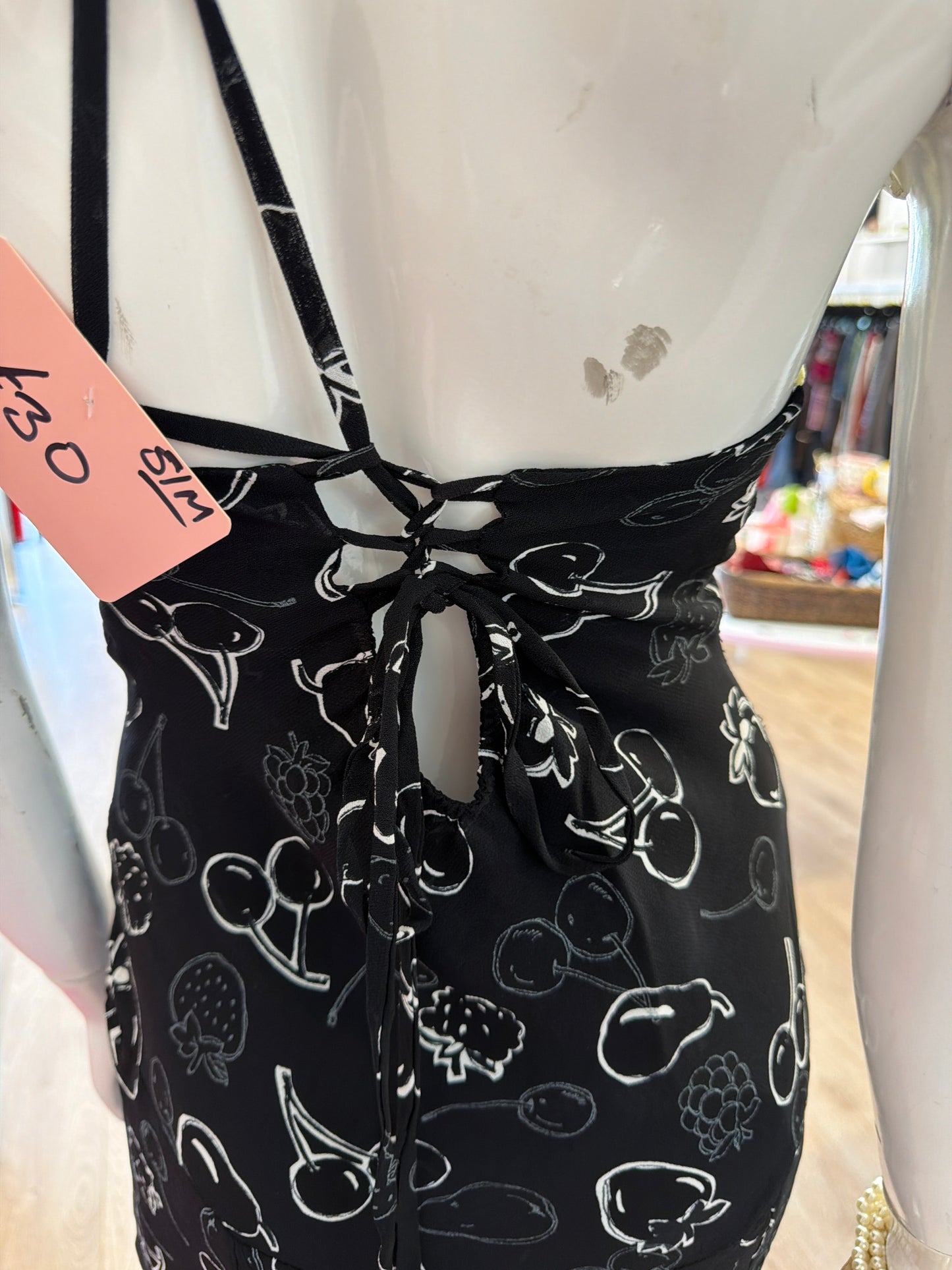 535 Black fruit dress