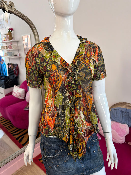 566 colourful shirt