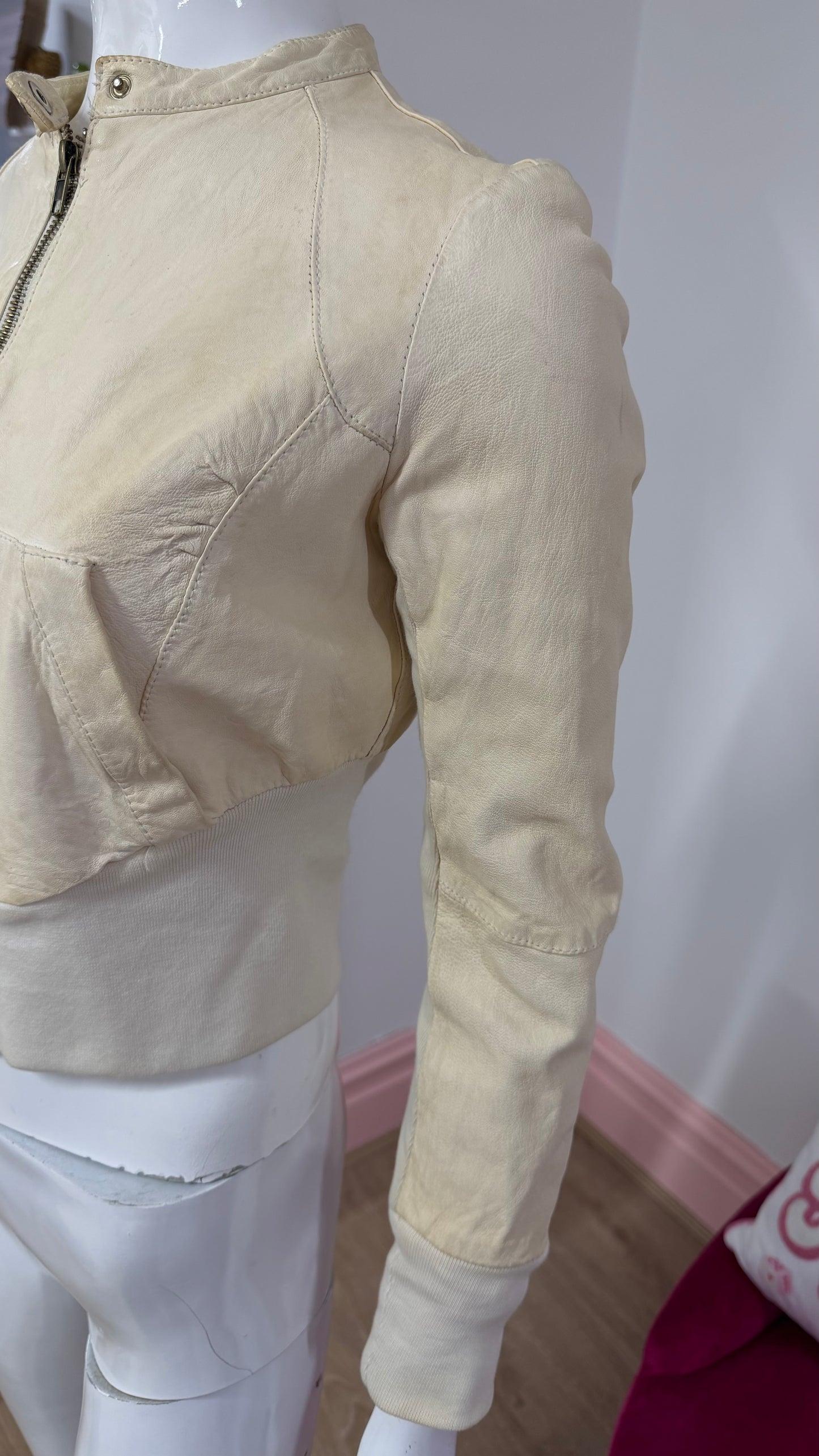 286 Beige leather jacket
