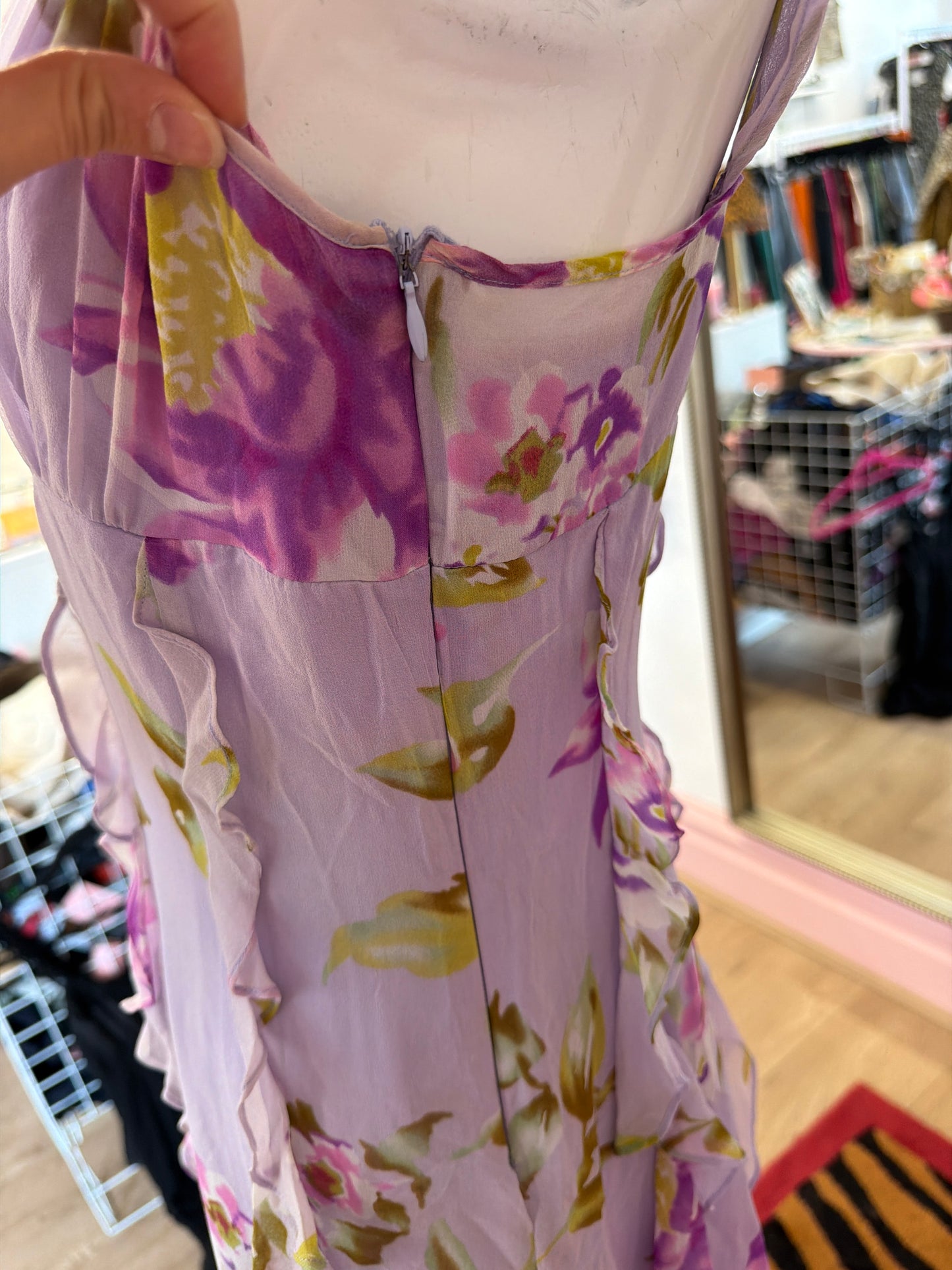 653 Lilac 100% silk floral dress Size 8/10
