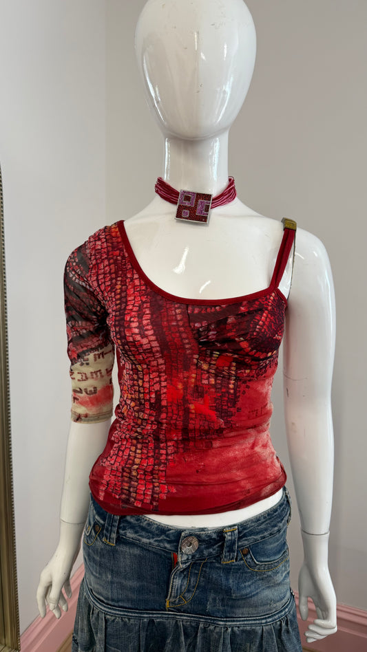 77 Red top