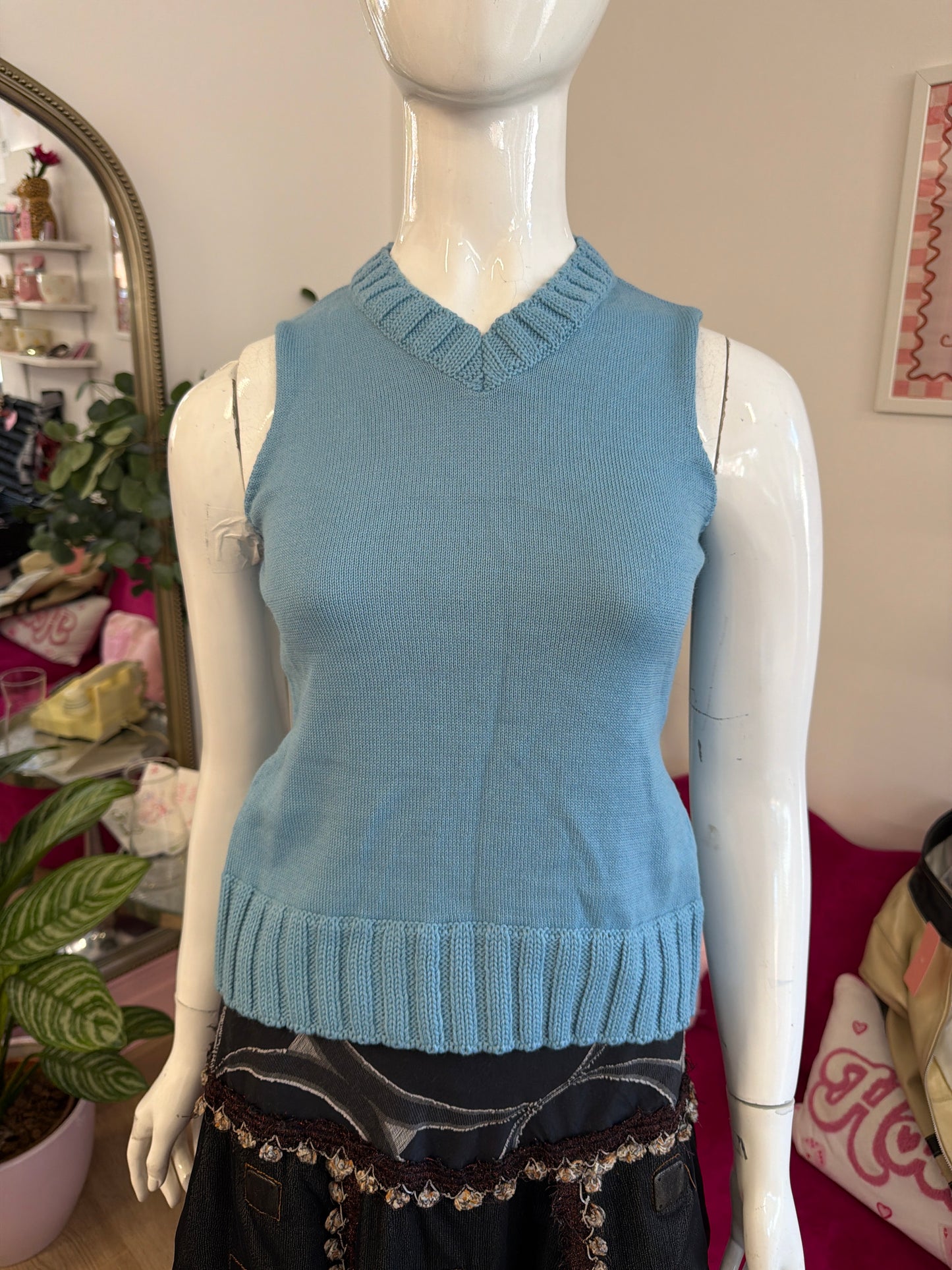 433 blue knit vest