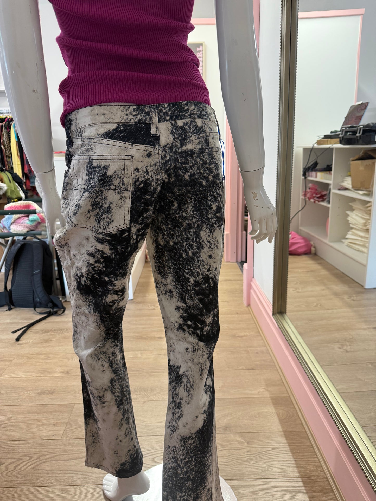 303 Grey patterned jeans