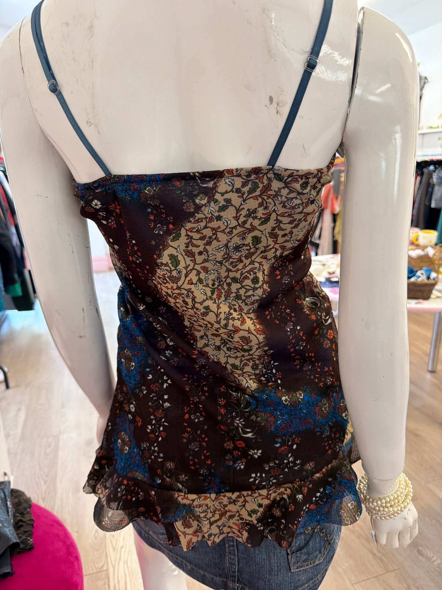 540 floral mesh cami top