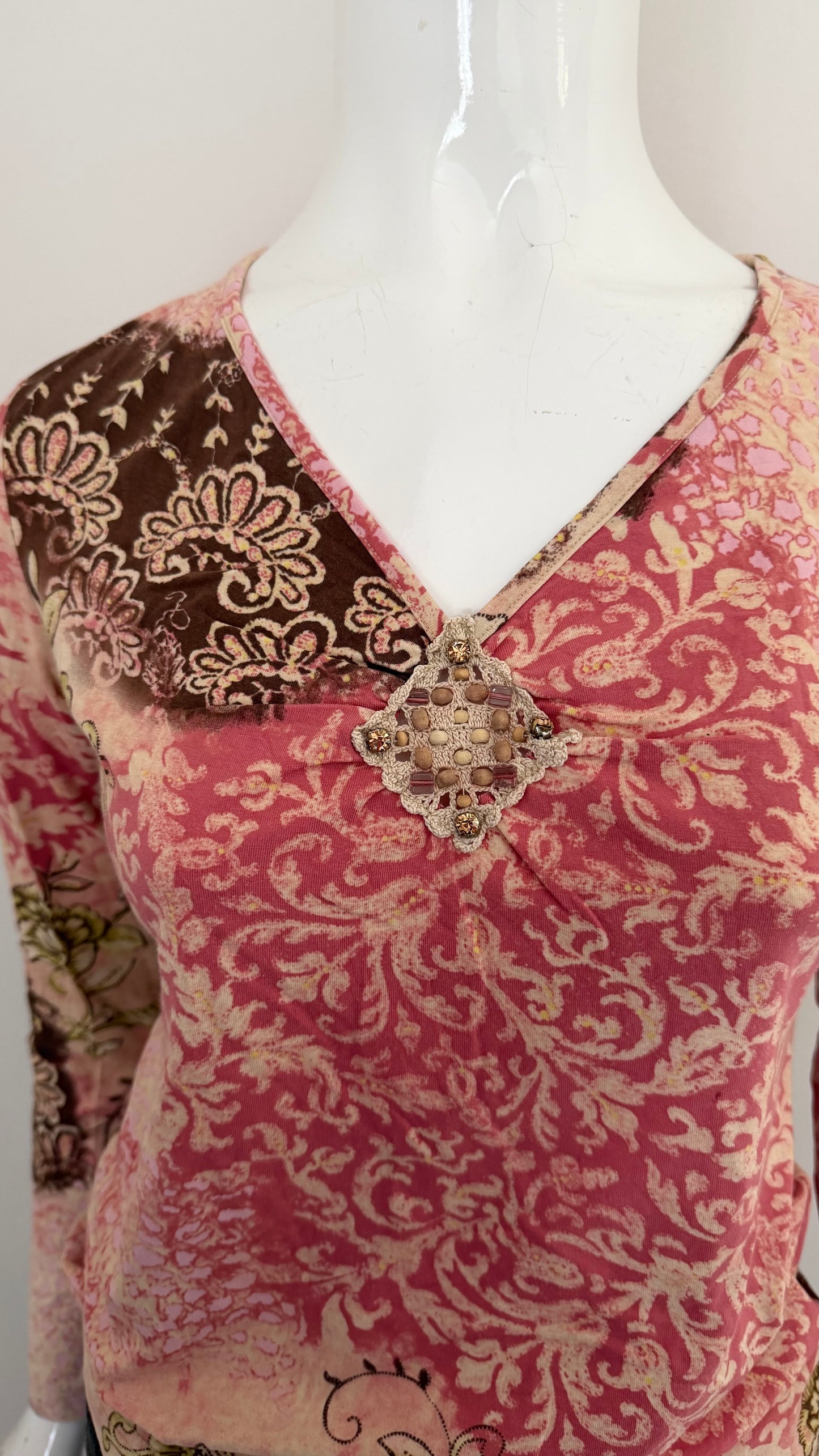 26 Pink patterned top