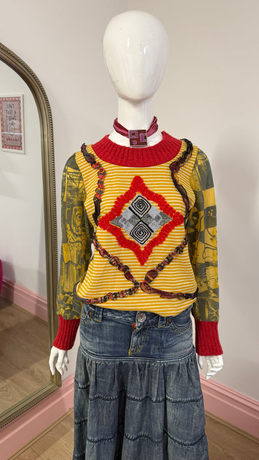 86 Save the queen colourful top