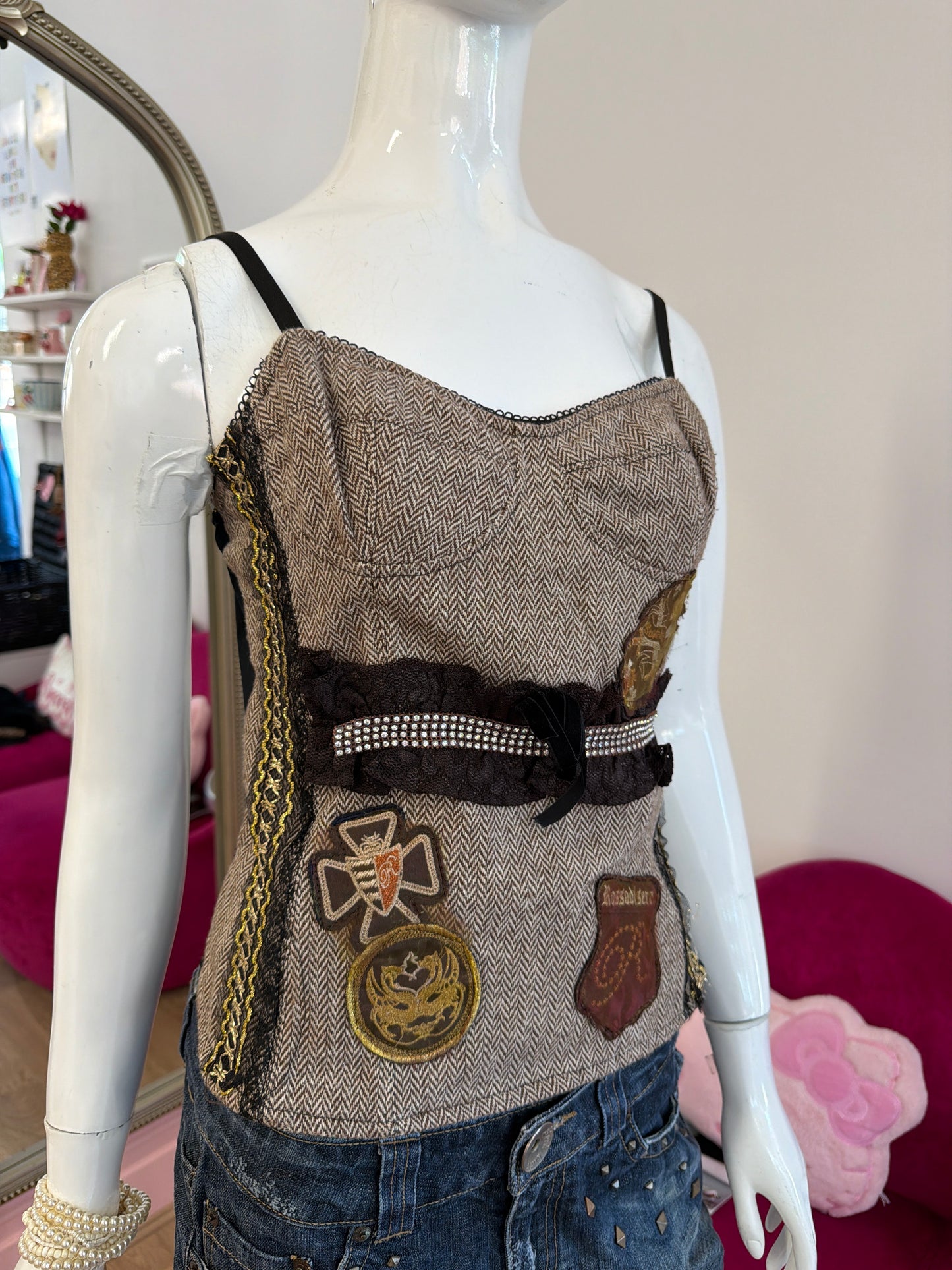 542 brown embroidered corset