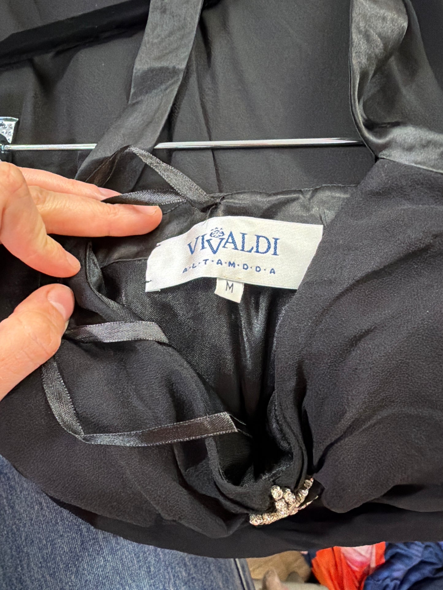 224 Vivaldi black dress