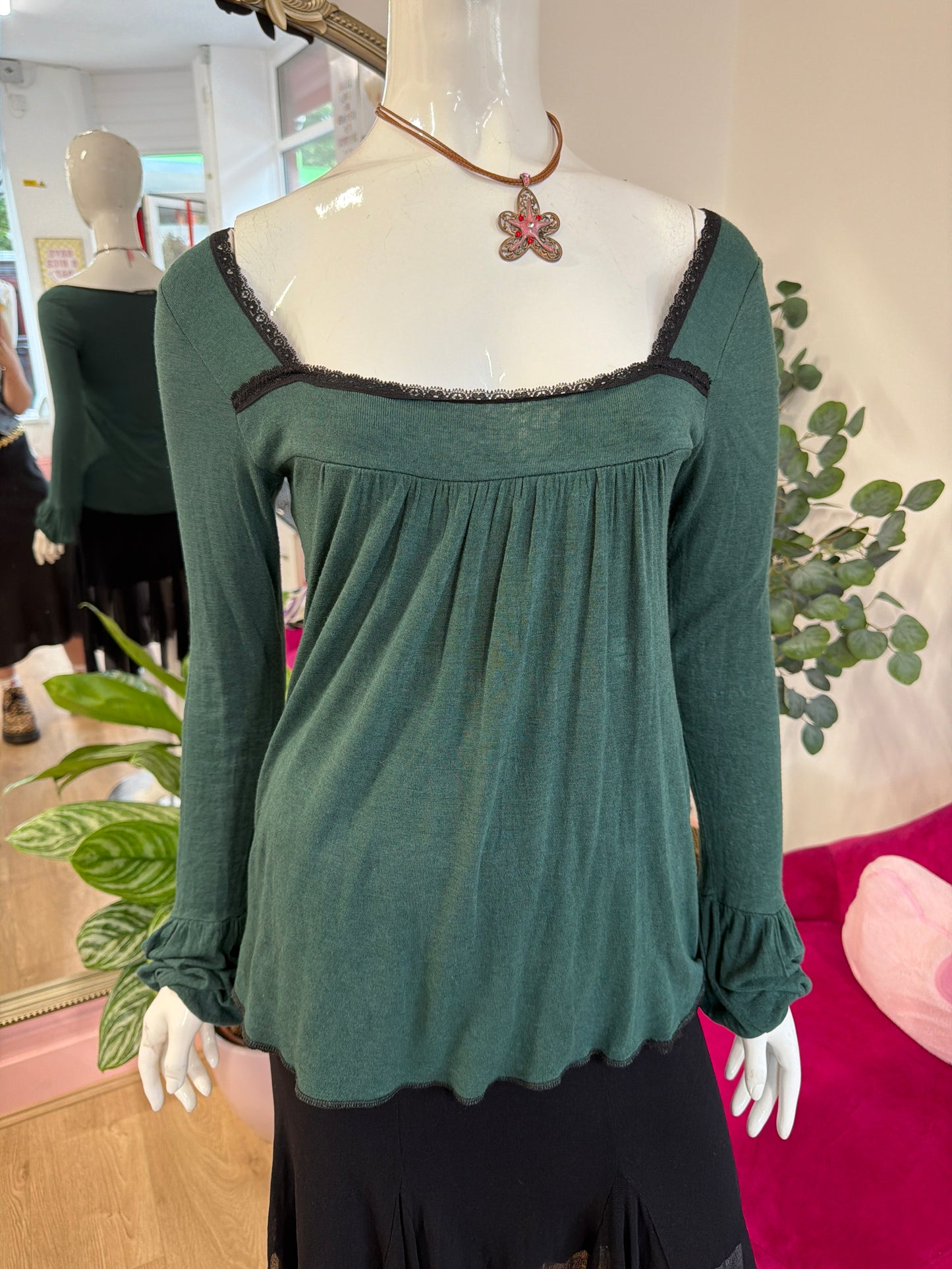 459 Green square neck top