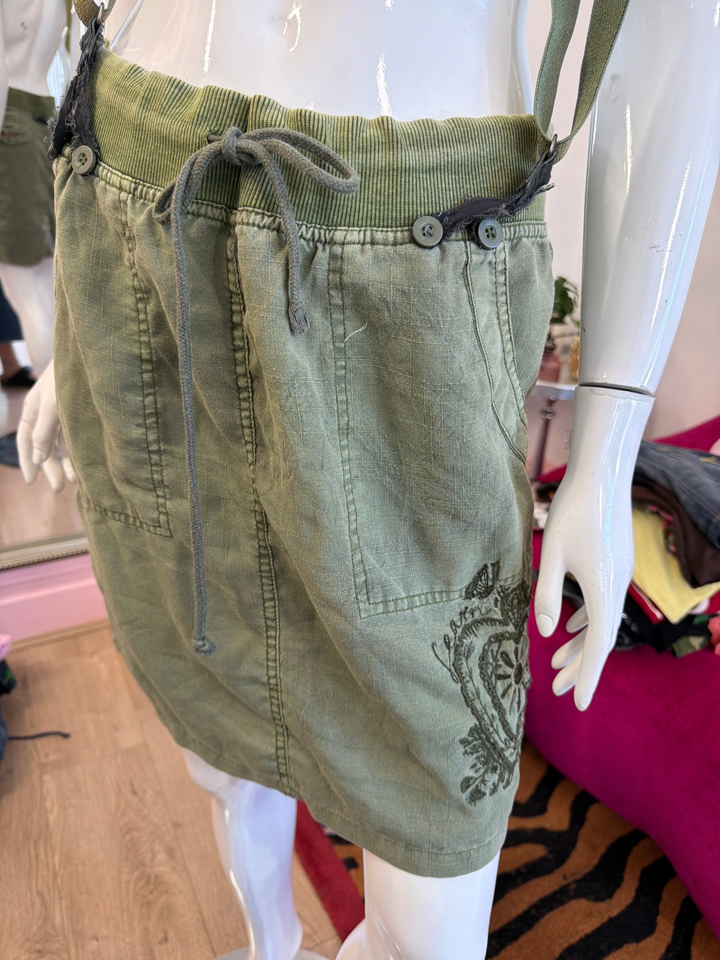 630 Desigual khaki skirt dungarees Size 8