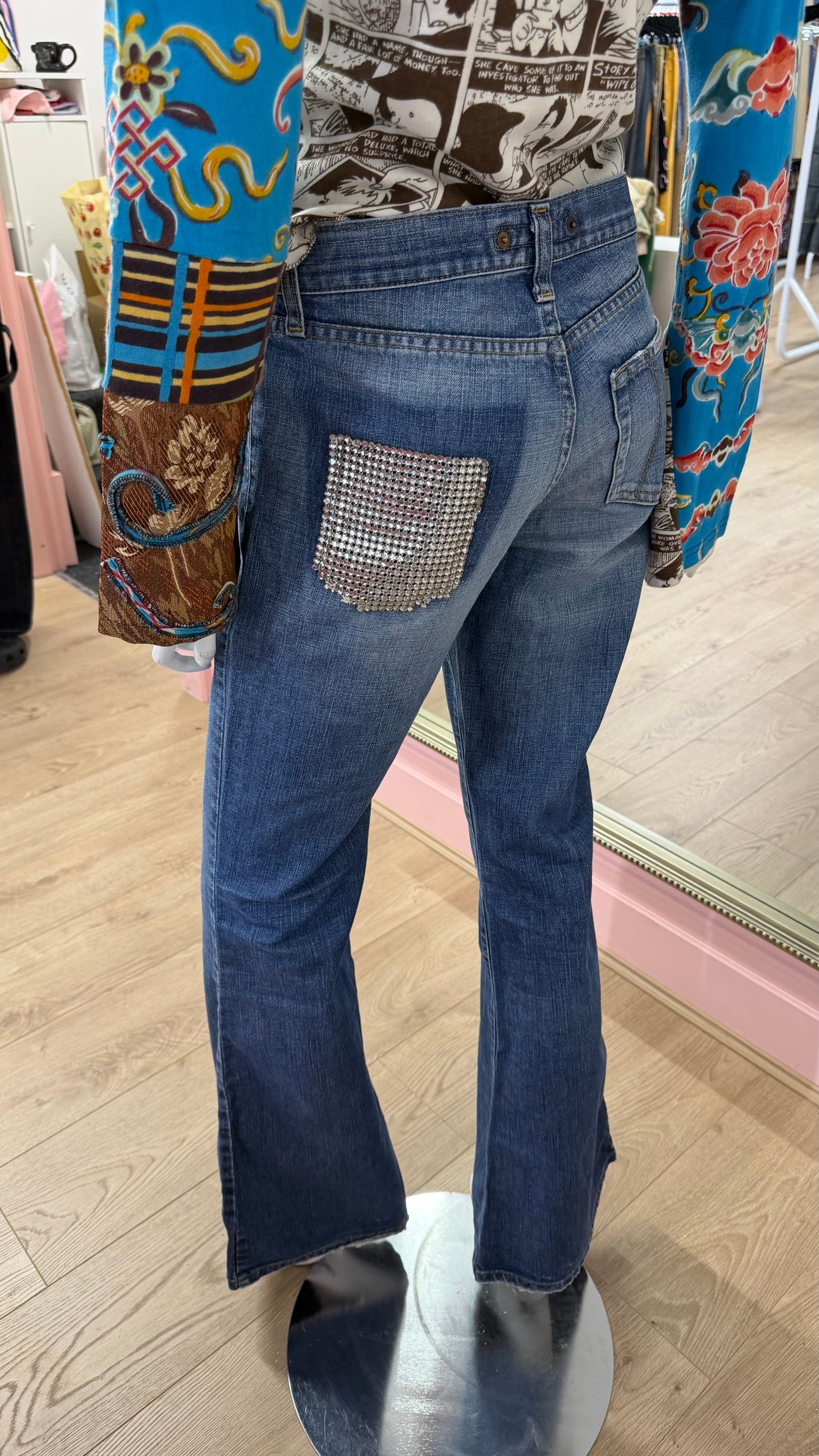 160 flared denim jeans