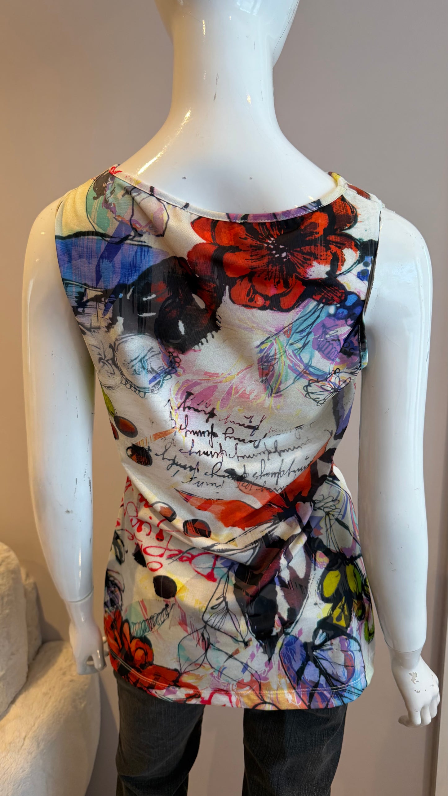 21 Multi coloured top