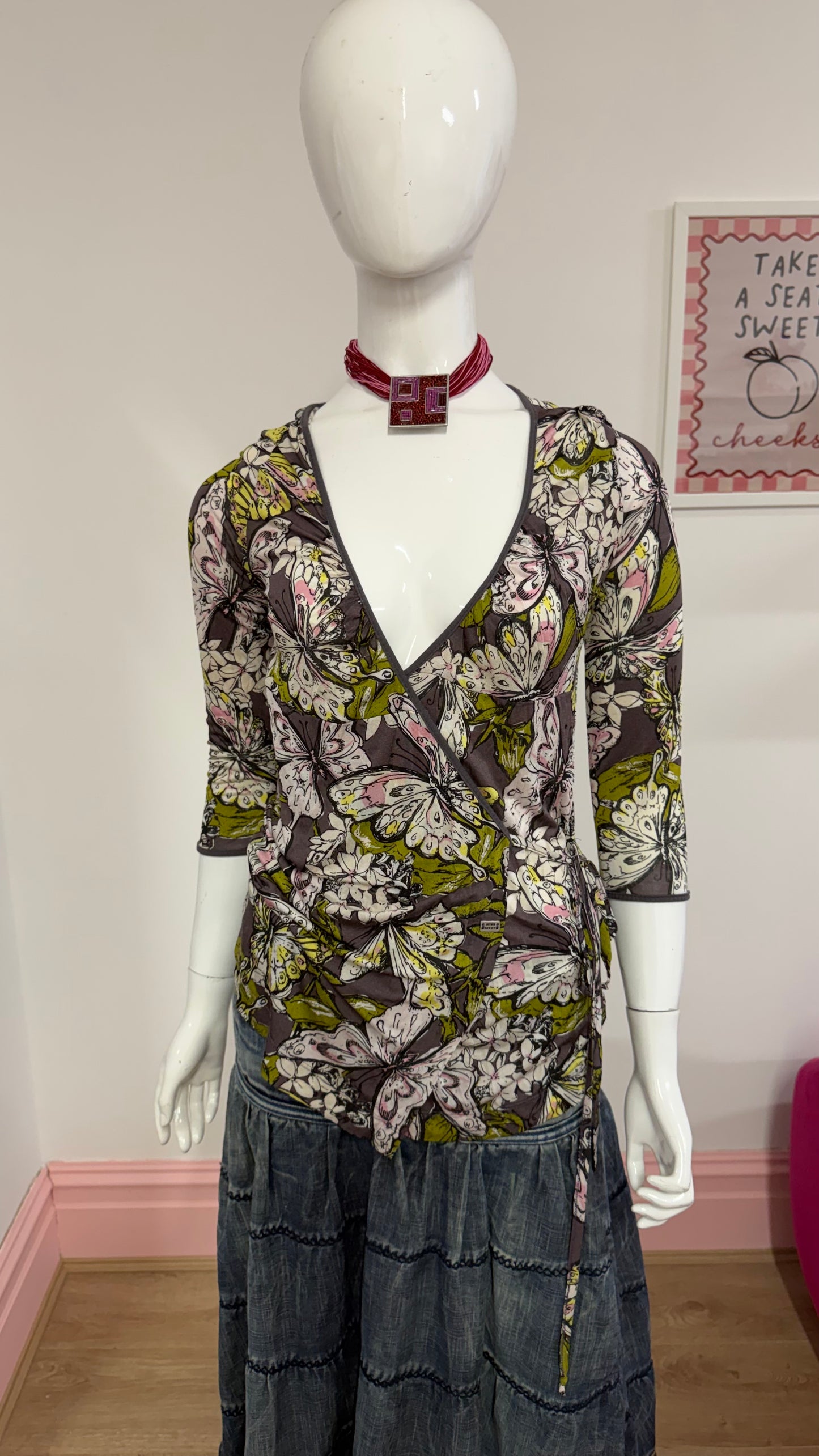 116 Miss Sixty Wrap top
