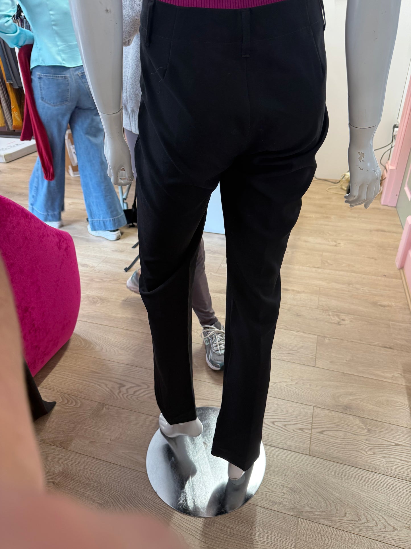 309 Black trousers