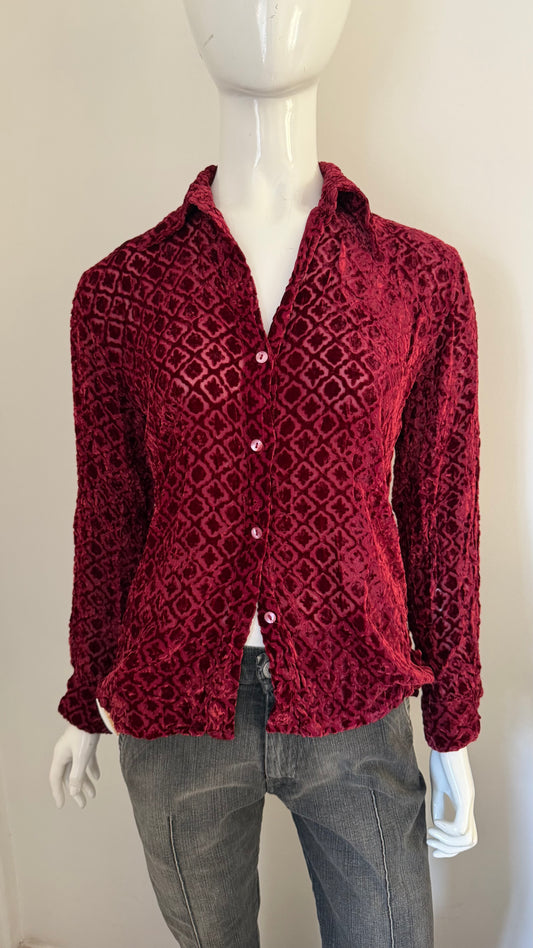 34 Red velvet shirt