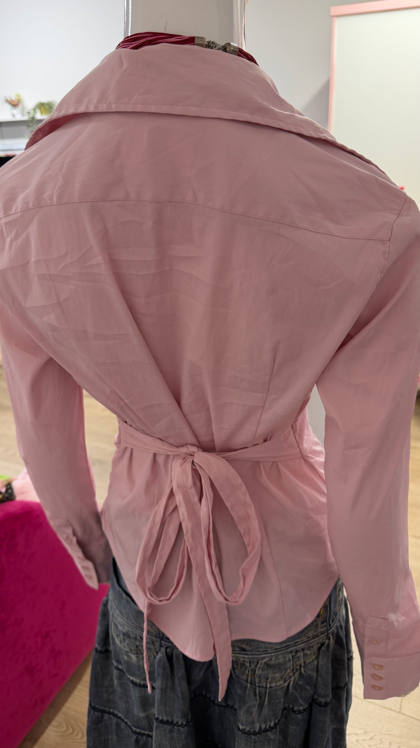 113 pink shirt