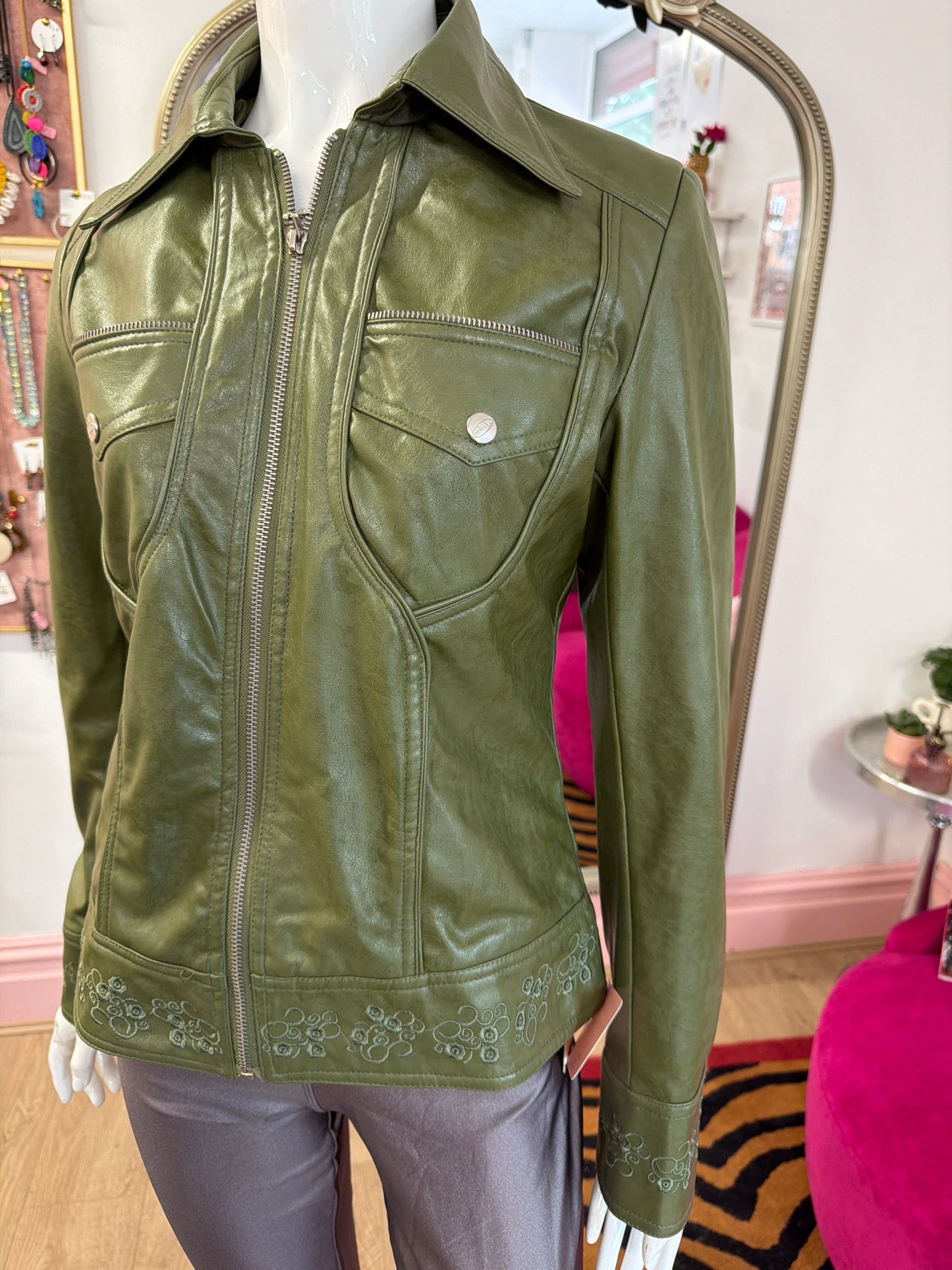 595 Vegan Leather Green jacket Size Medium