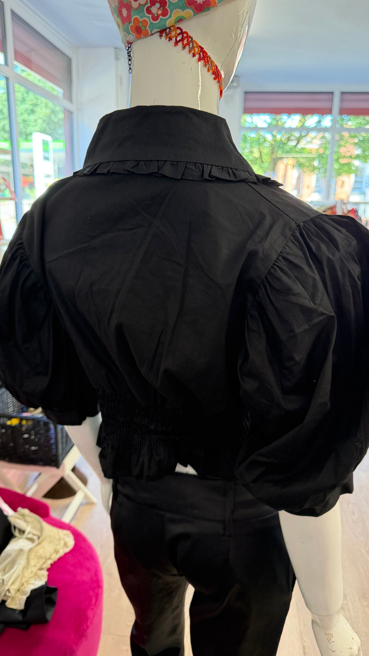 374 Sweet years black puff sleeve blouse