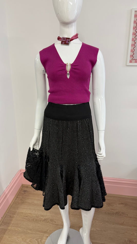 195 Black lace skirt