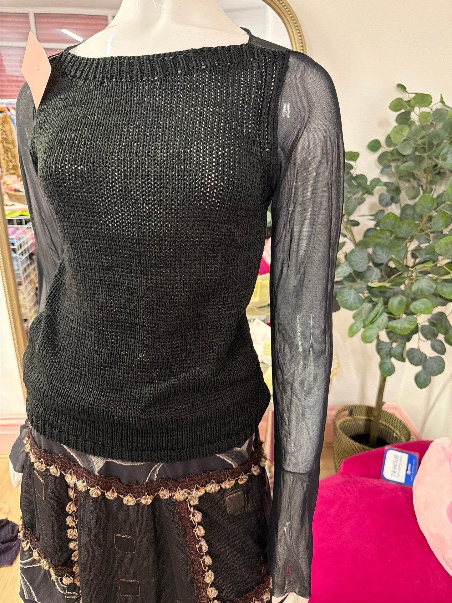 429 Black knit & mesh top