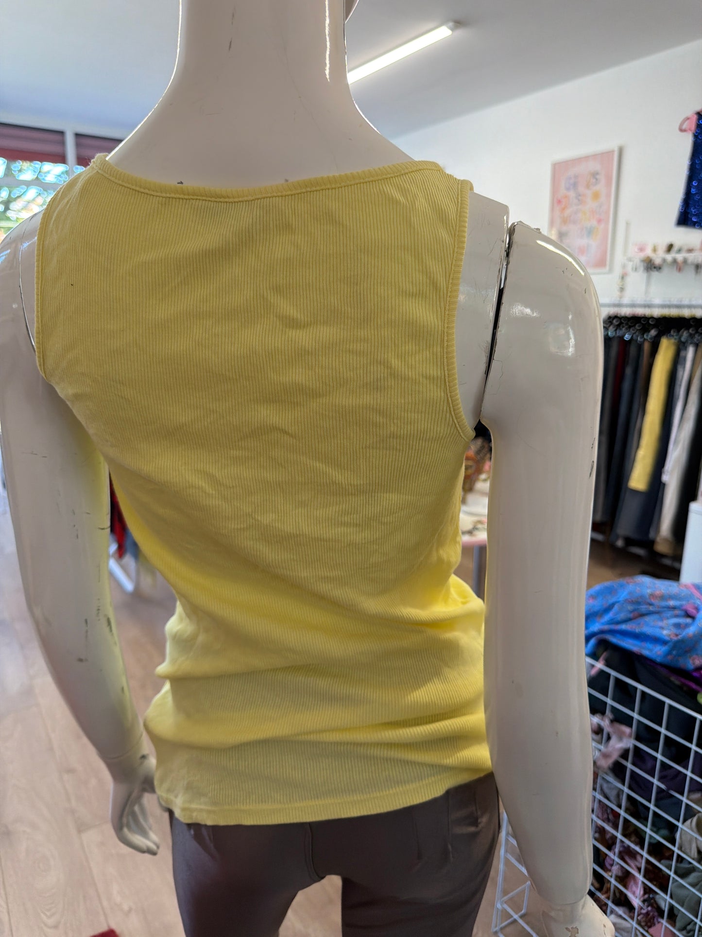 628 Guess diamanté top Size Small