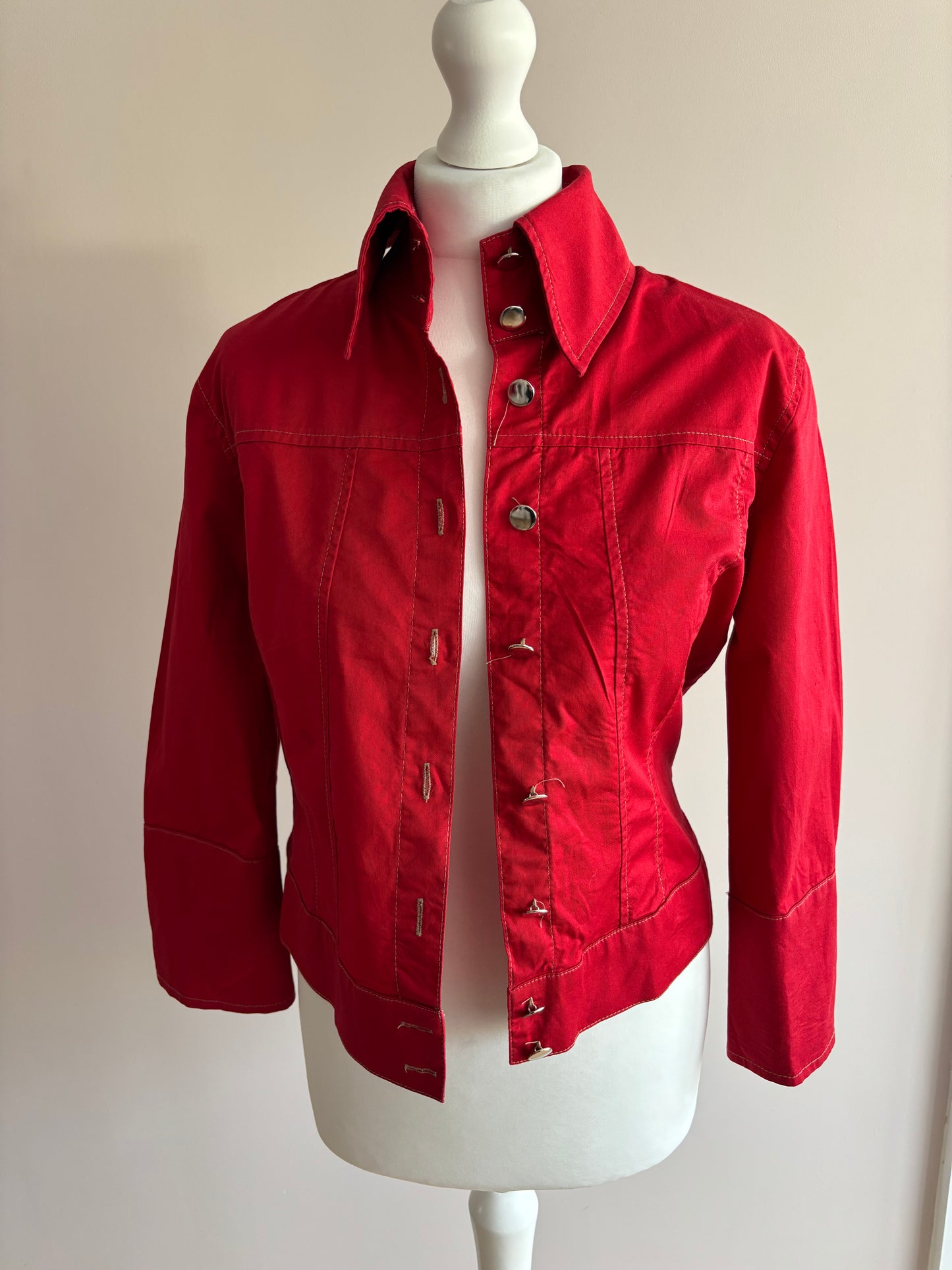 Cropped red jacket
