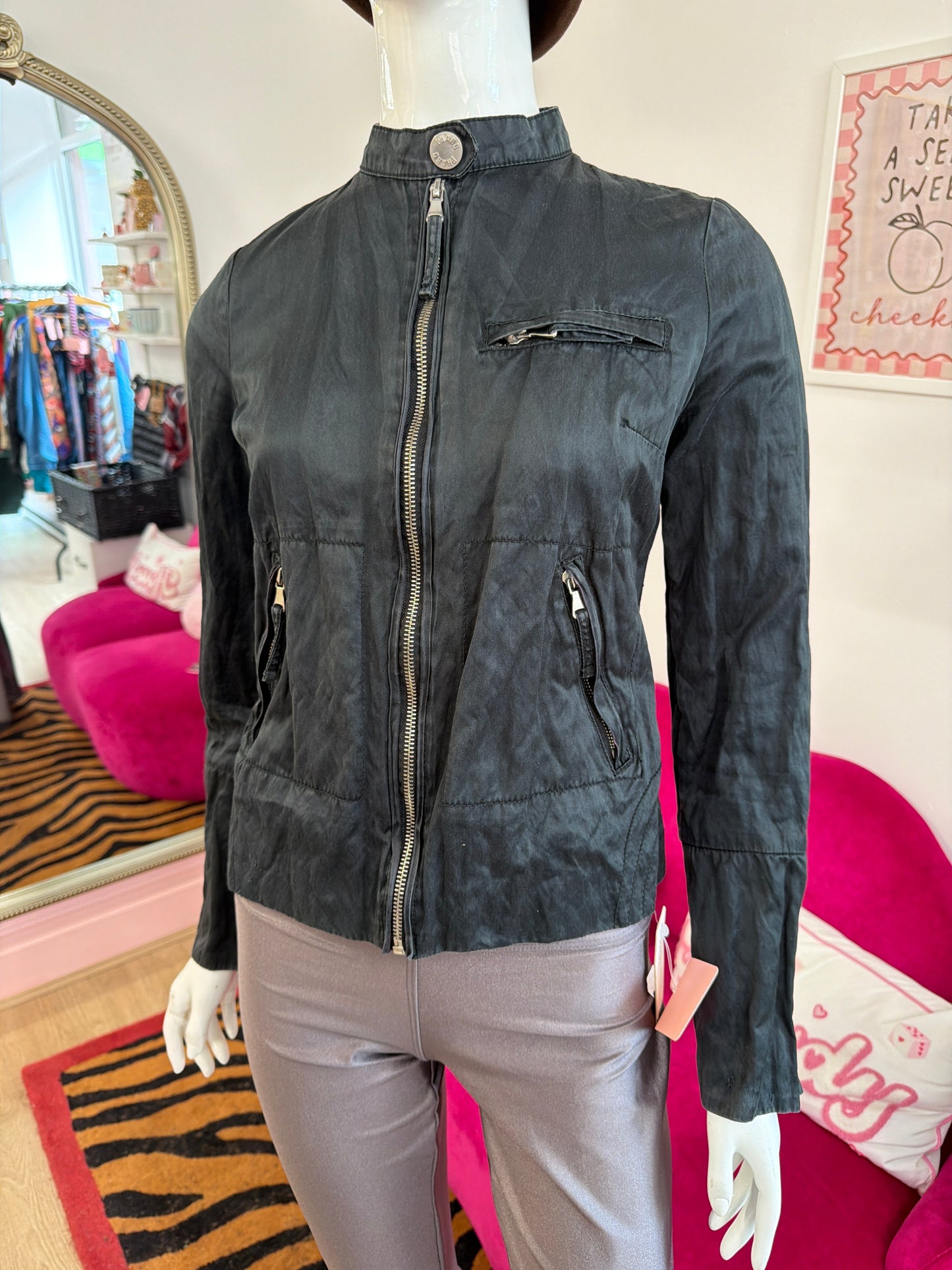 600 Phard lightweight jacket