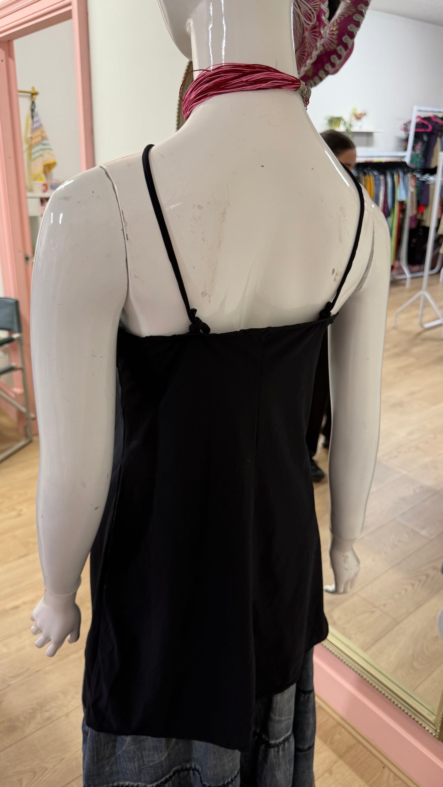 128 black black