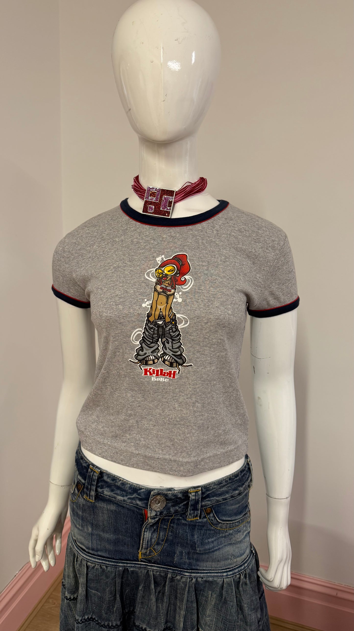 98 killah babe grey top