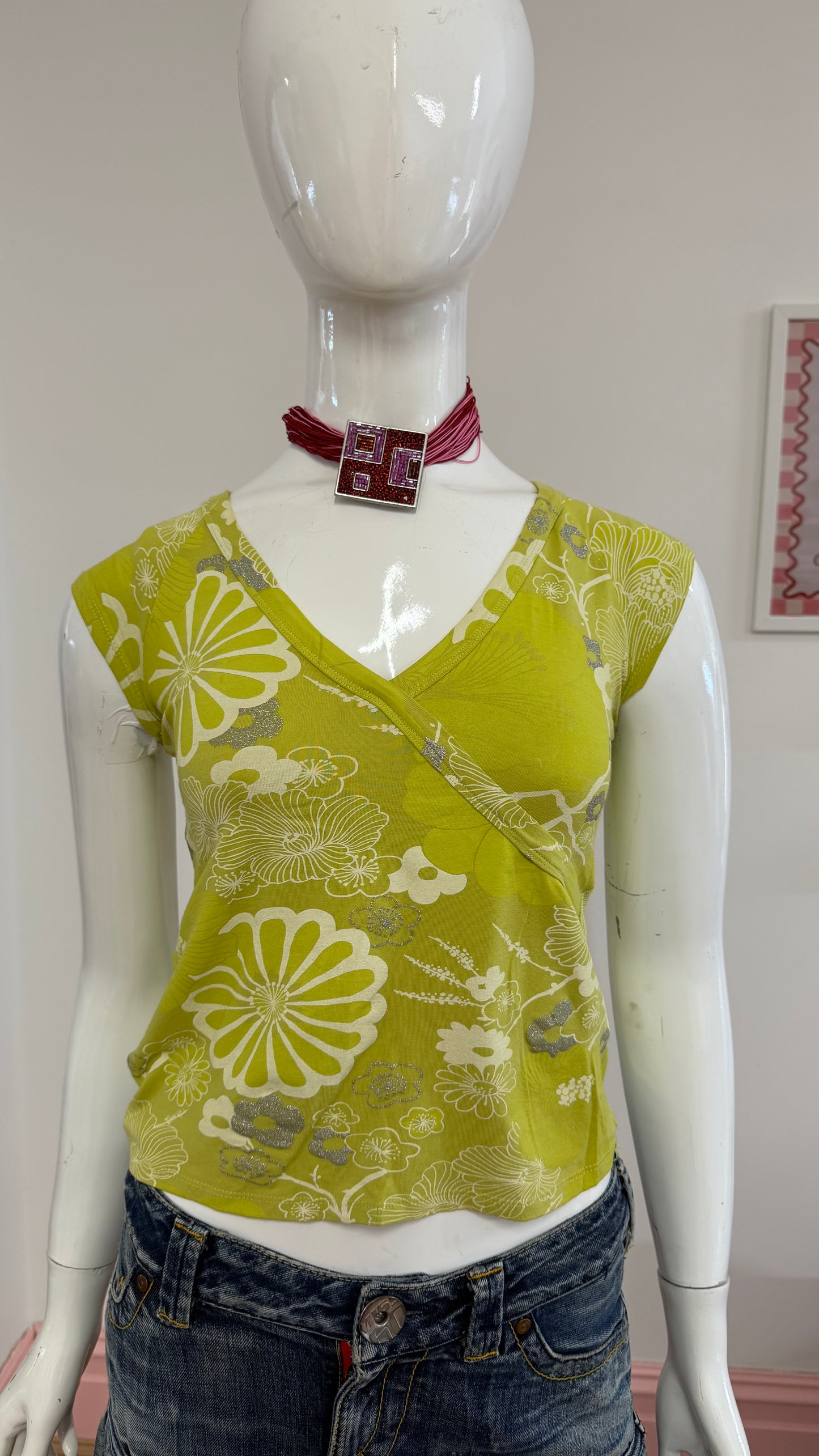 62 Green top