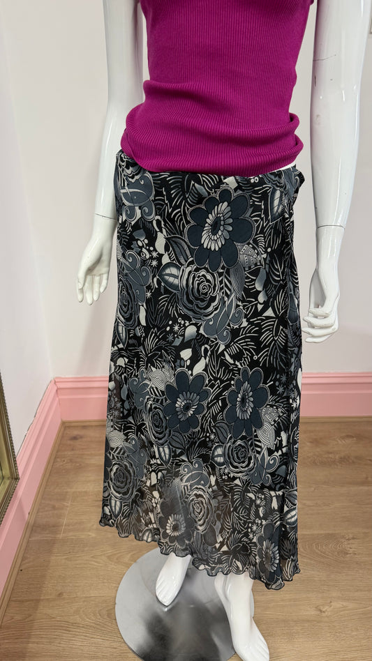 179 patterned skirt
