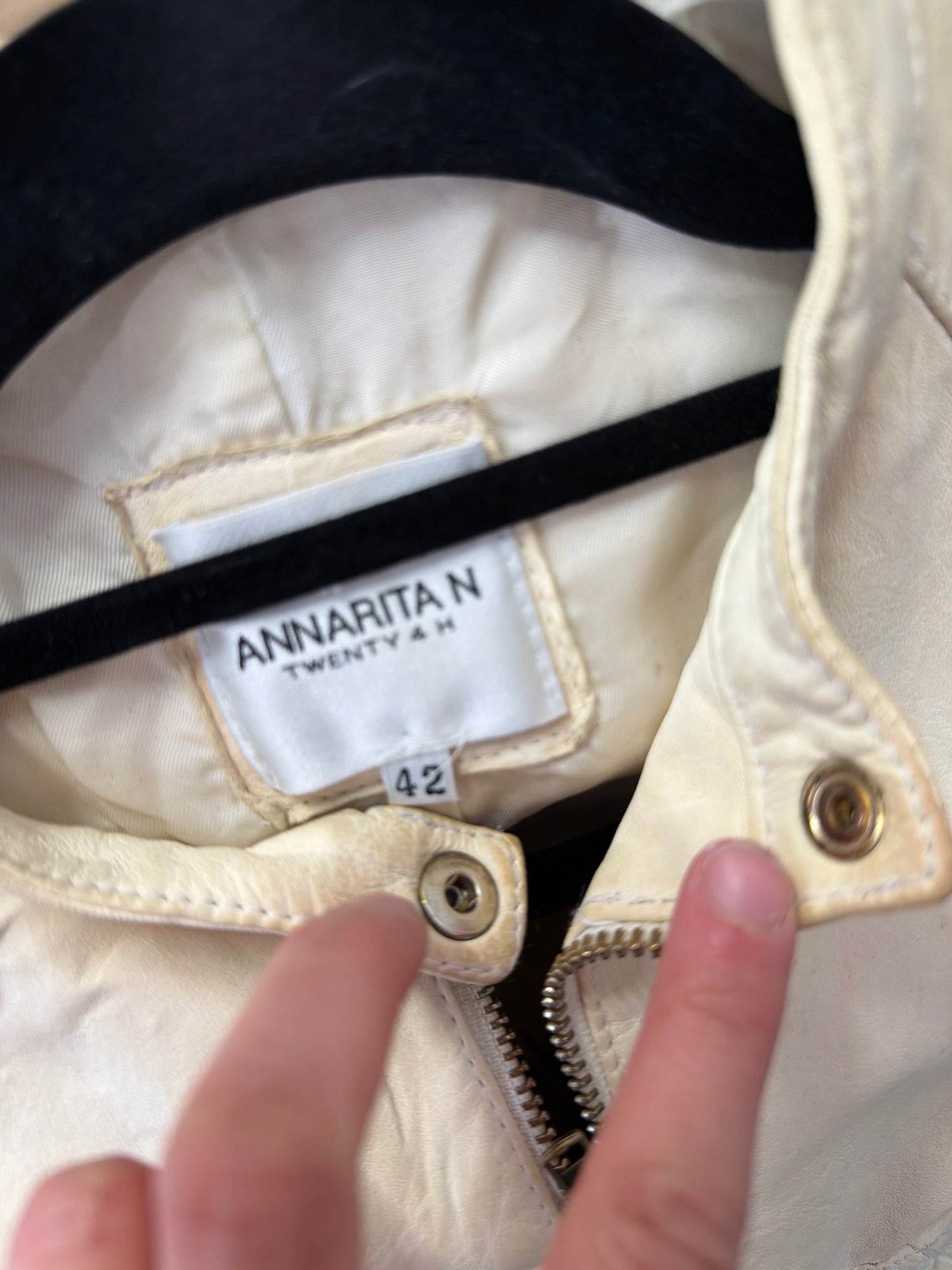 286 Beige leather jacket