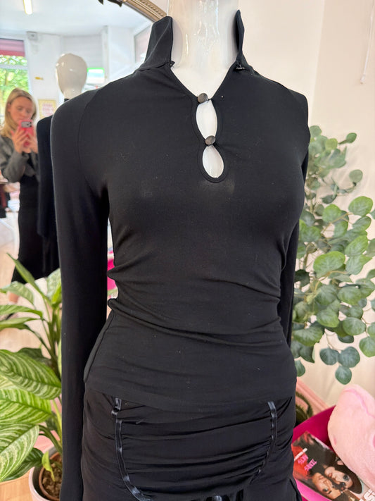 406 black long sleeve top