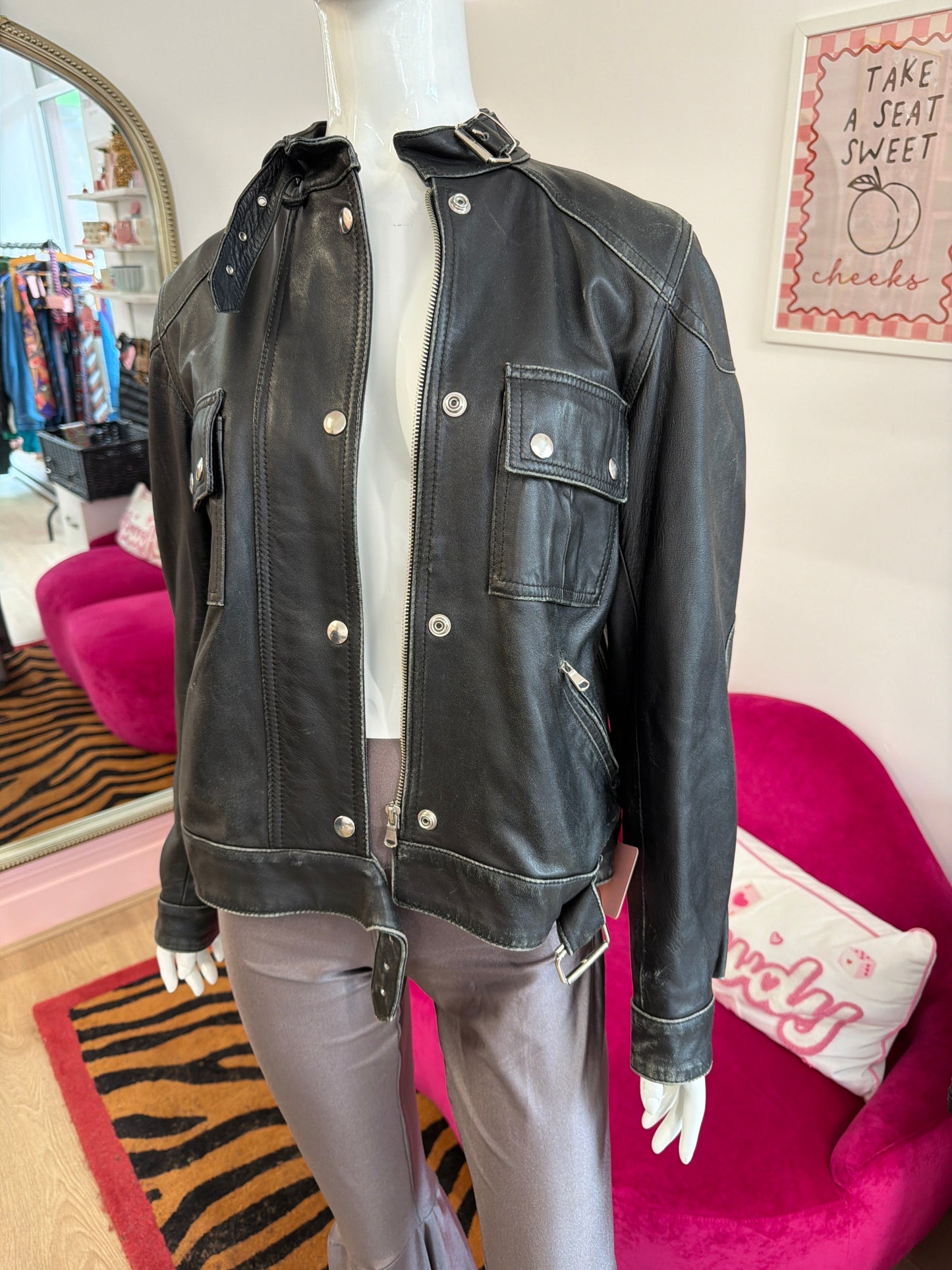 599 black leather biker jacket Size Medium