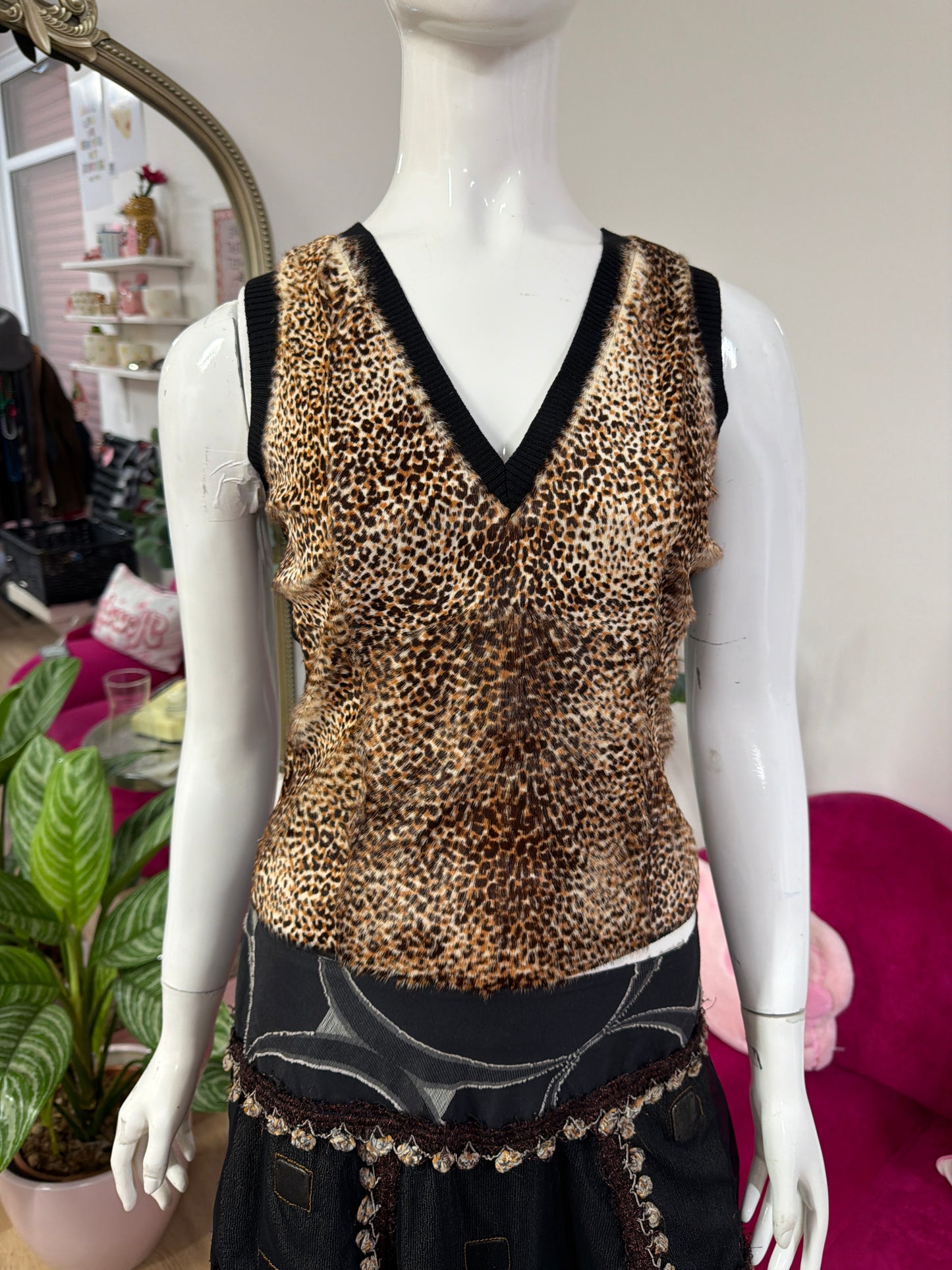 422 leopard print fur vest