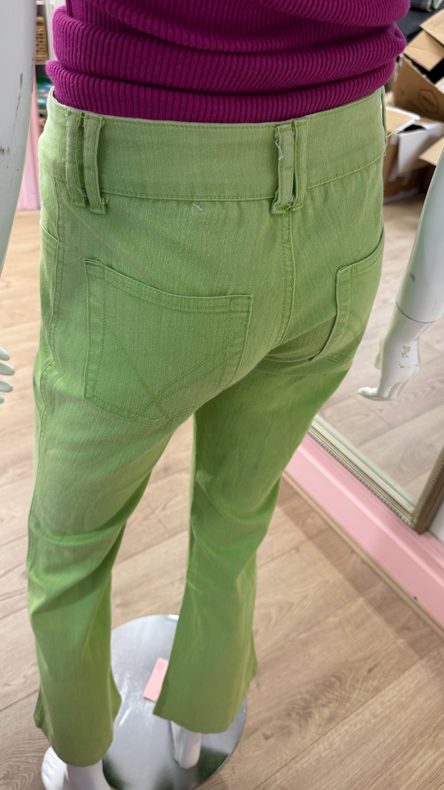 192 Green jeans