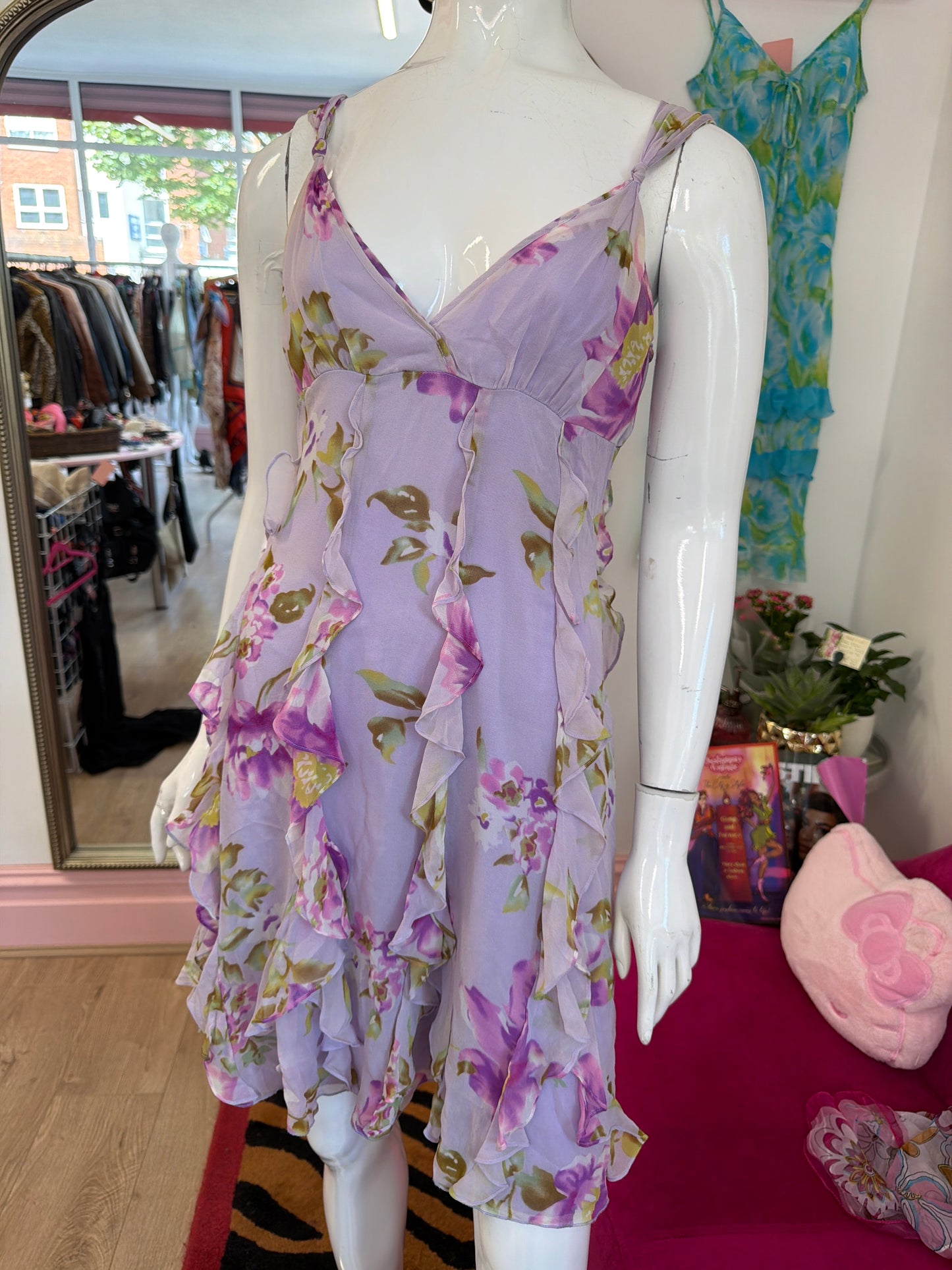 653 Lilac 100% silk floral dress Size 8/10