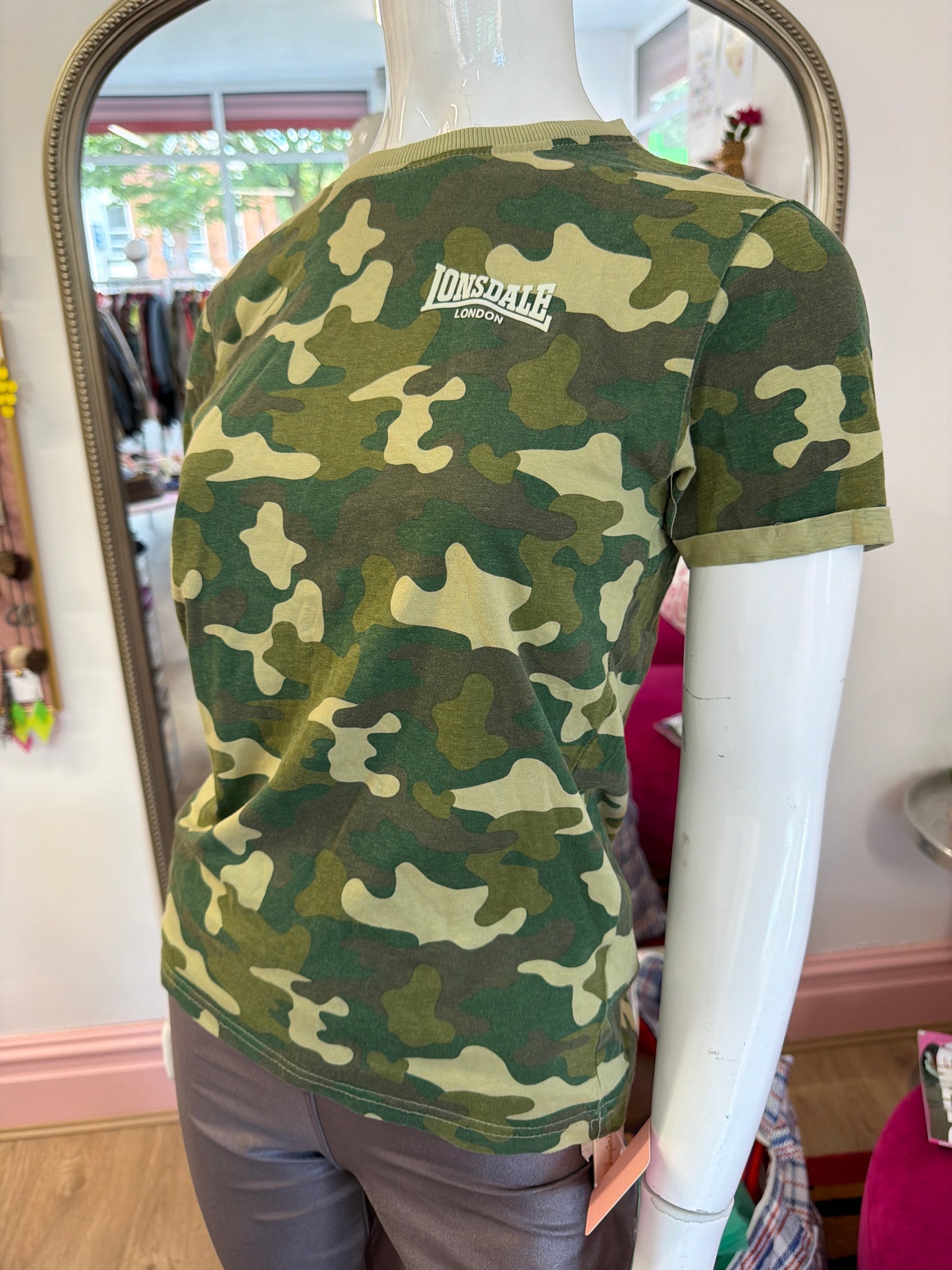 609 Camo Lonsdale top