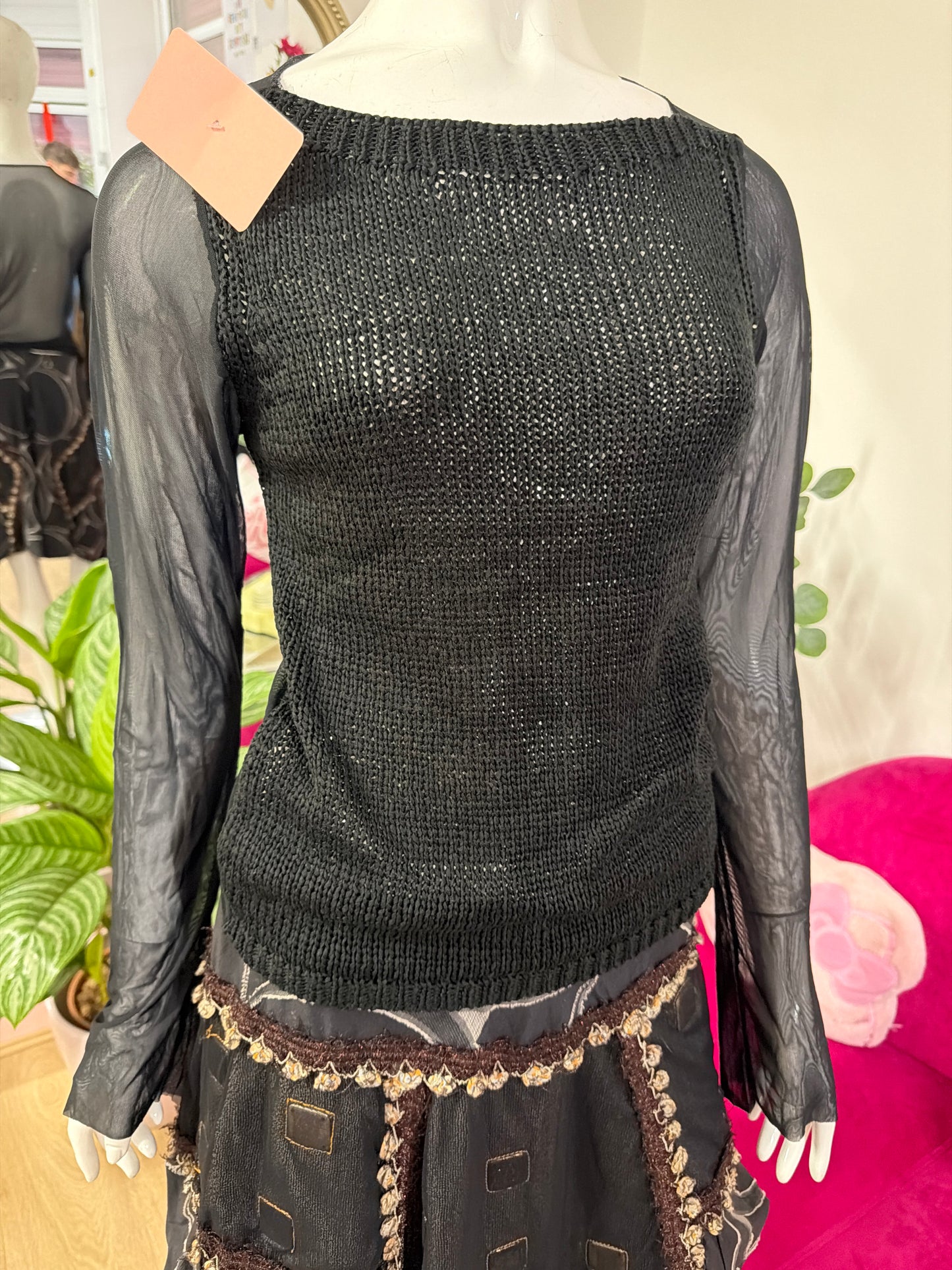 429 Black knit & mesh top