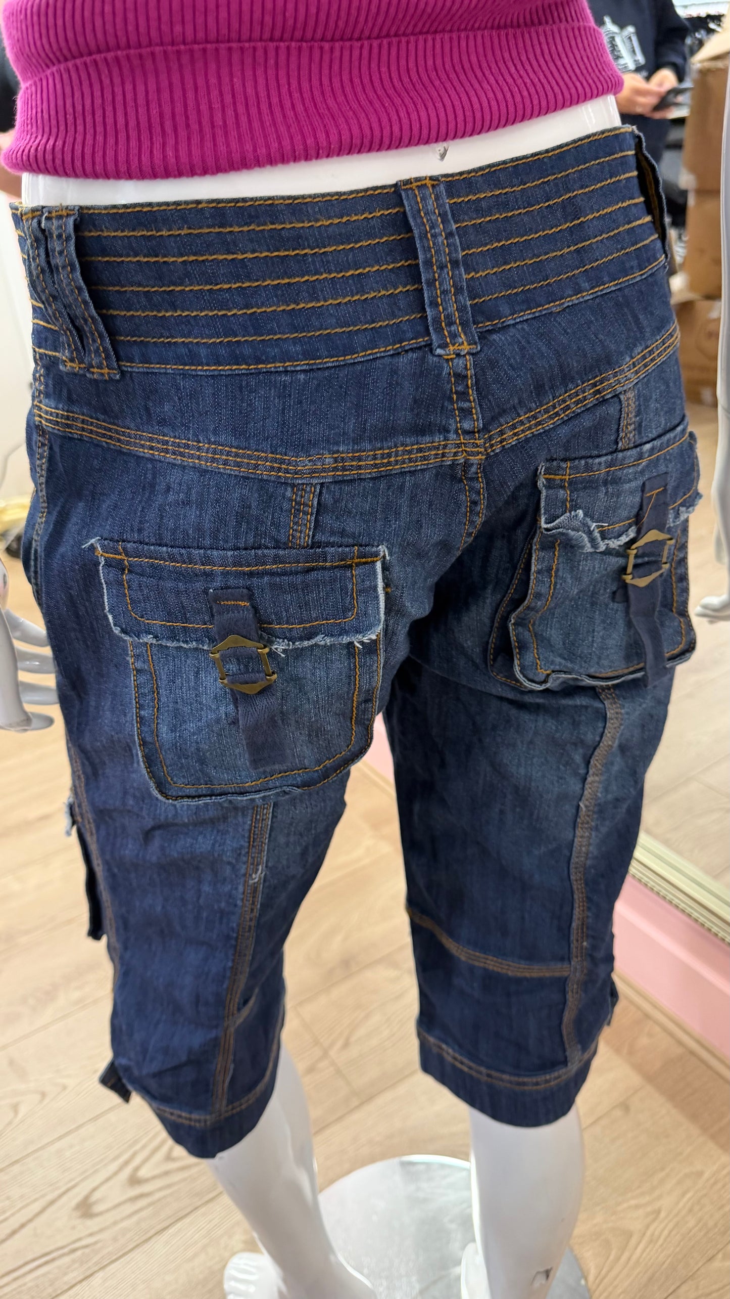 186 dark denim 3/4 jeans
