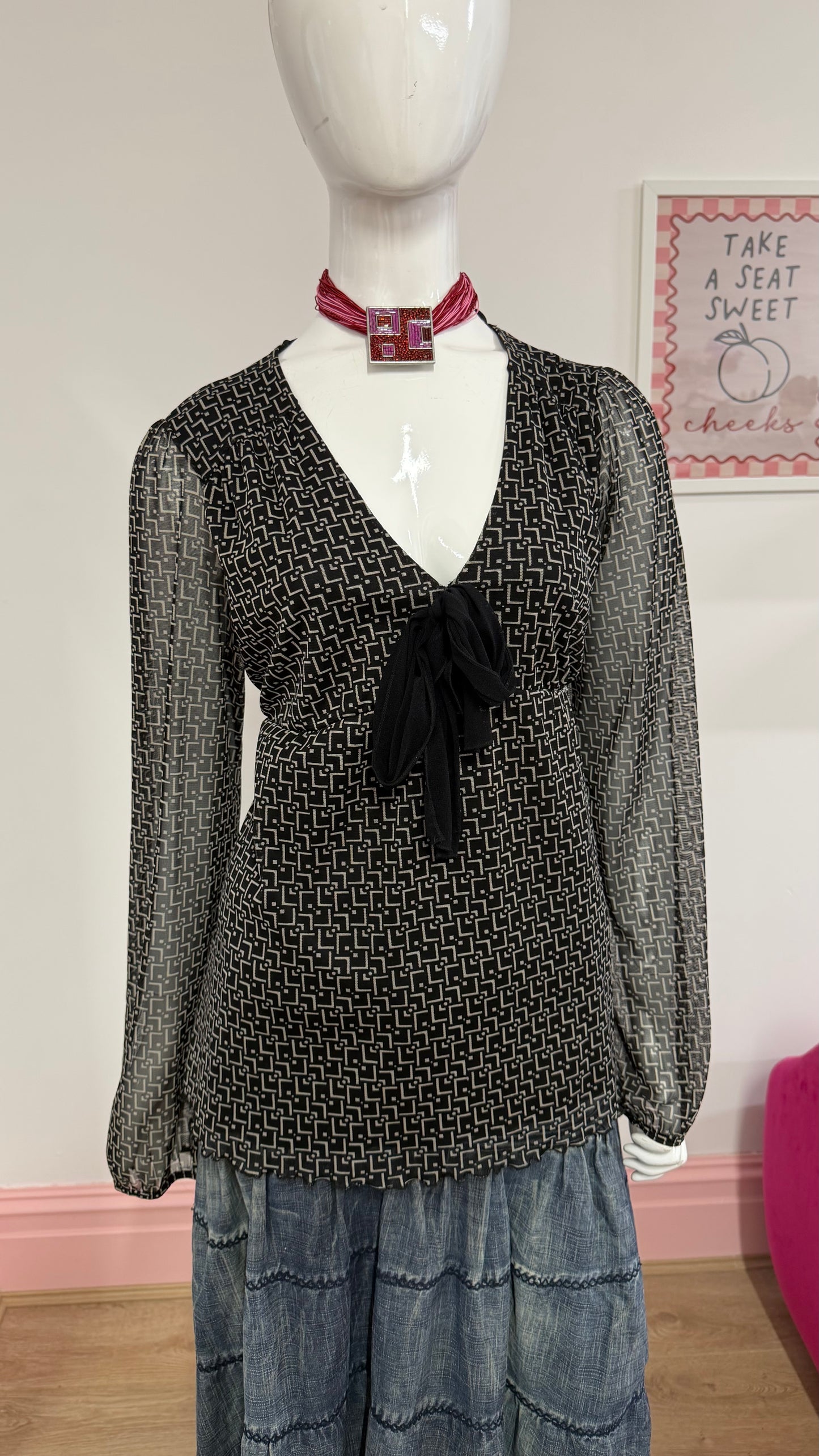 104 sleeve top