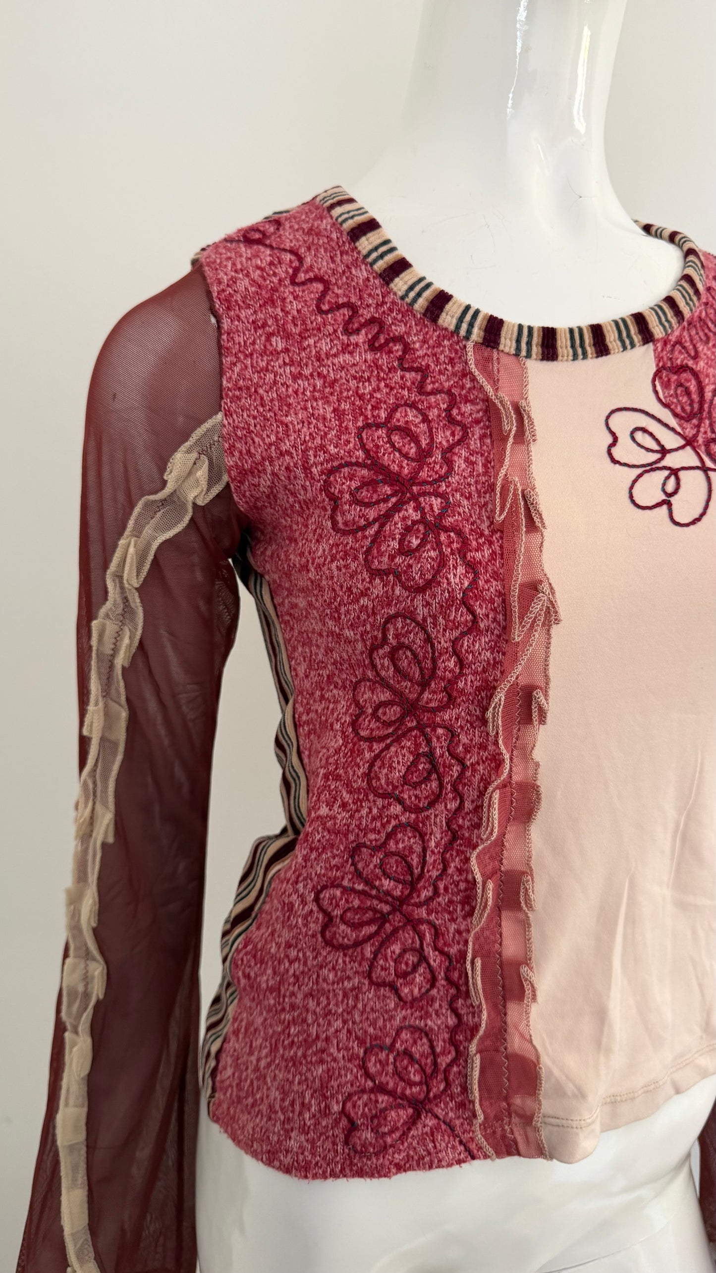 47 Save the queen top