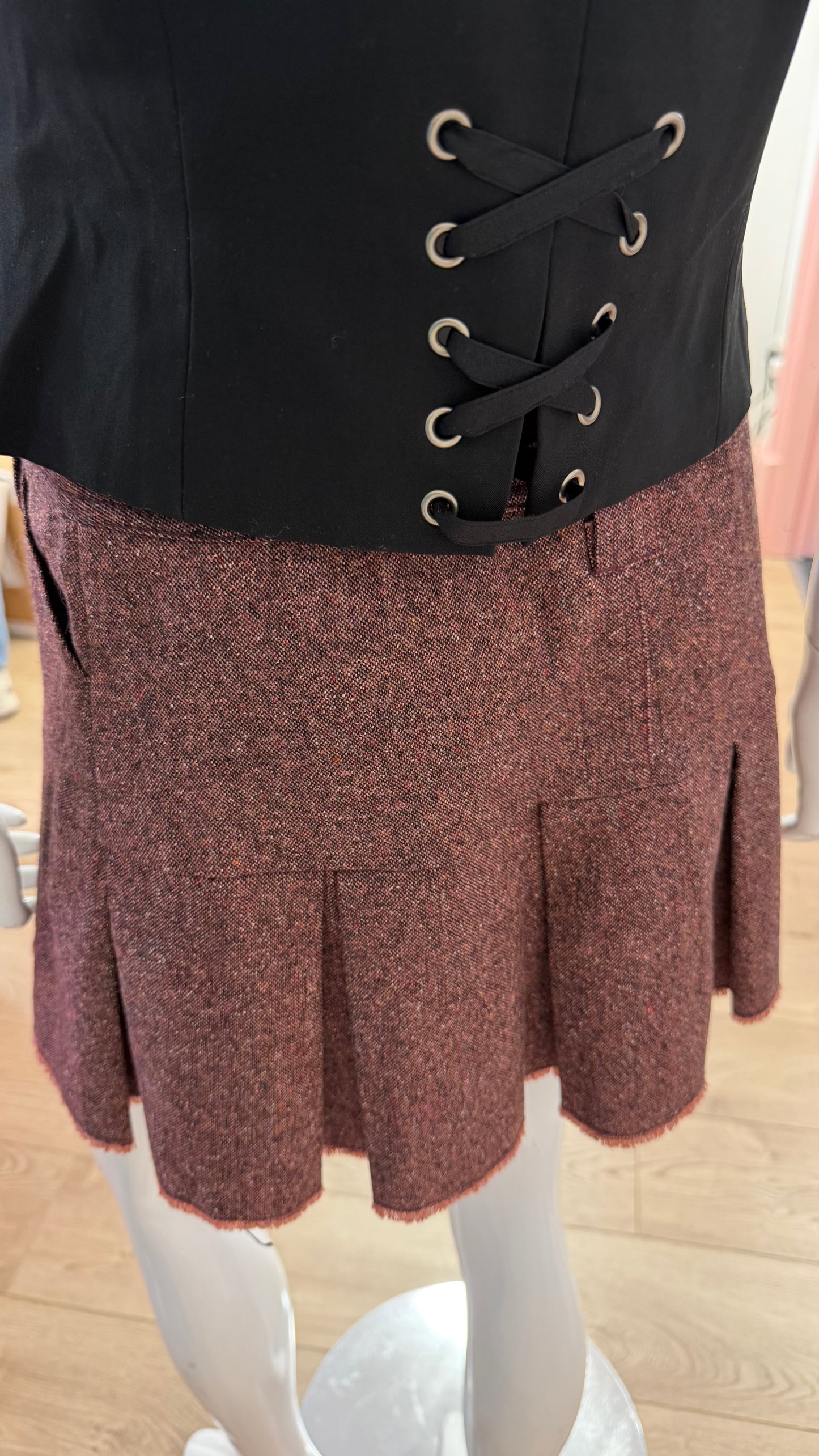 200 mini pleated skirt